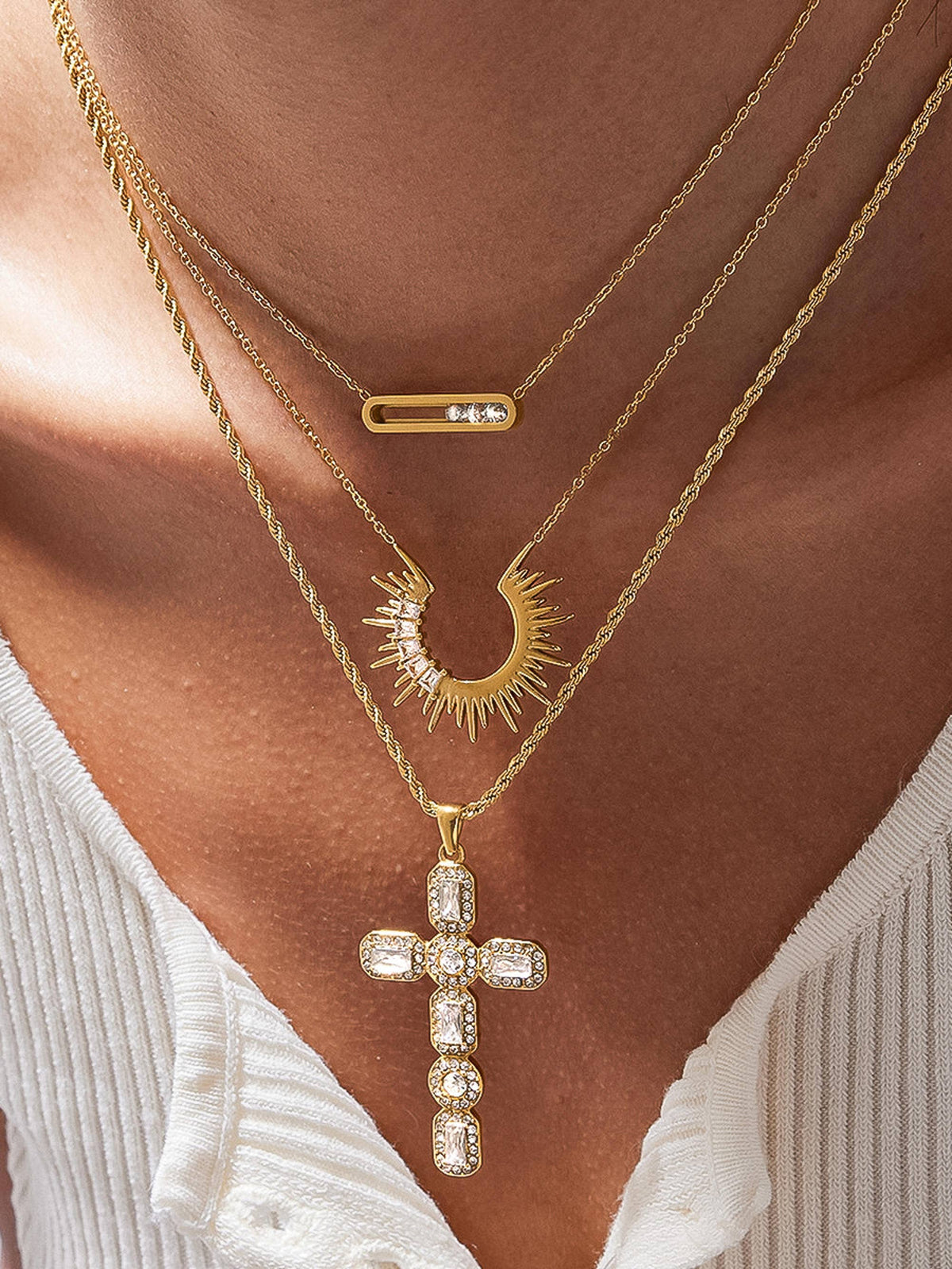 BELROSE CROSS NECKLACE