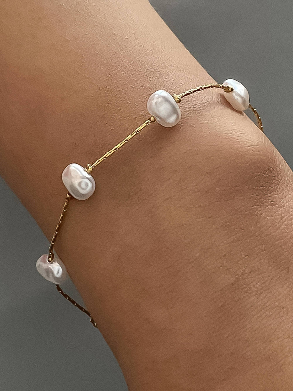 IDA PEARL NECKLACE