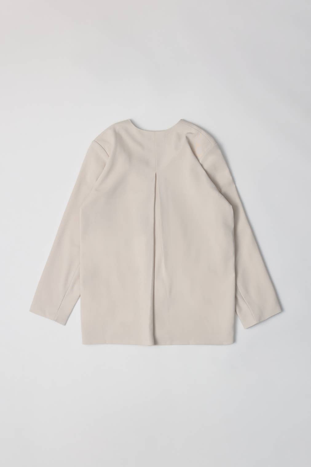 The Eleanor Blazer | Deep V-Neck Oversized Blazer