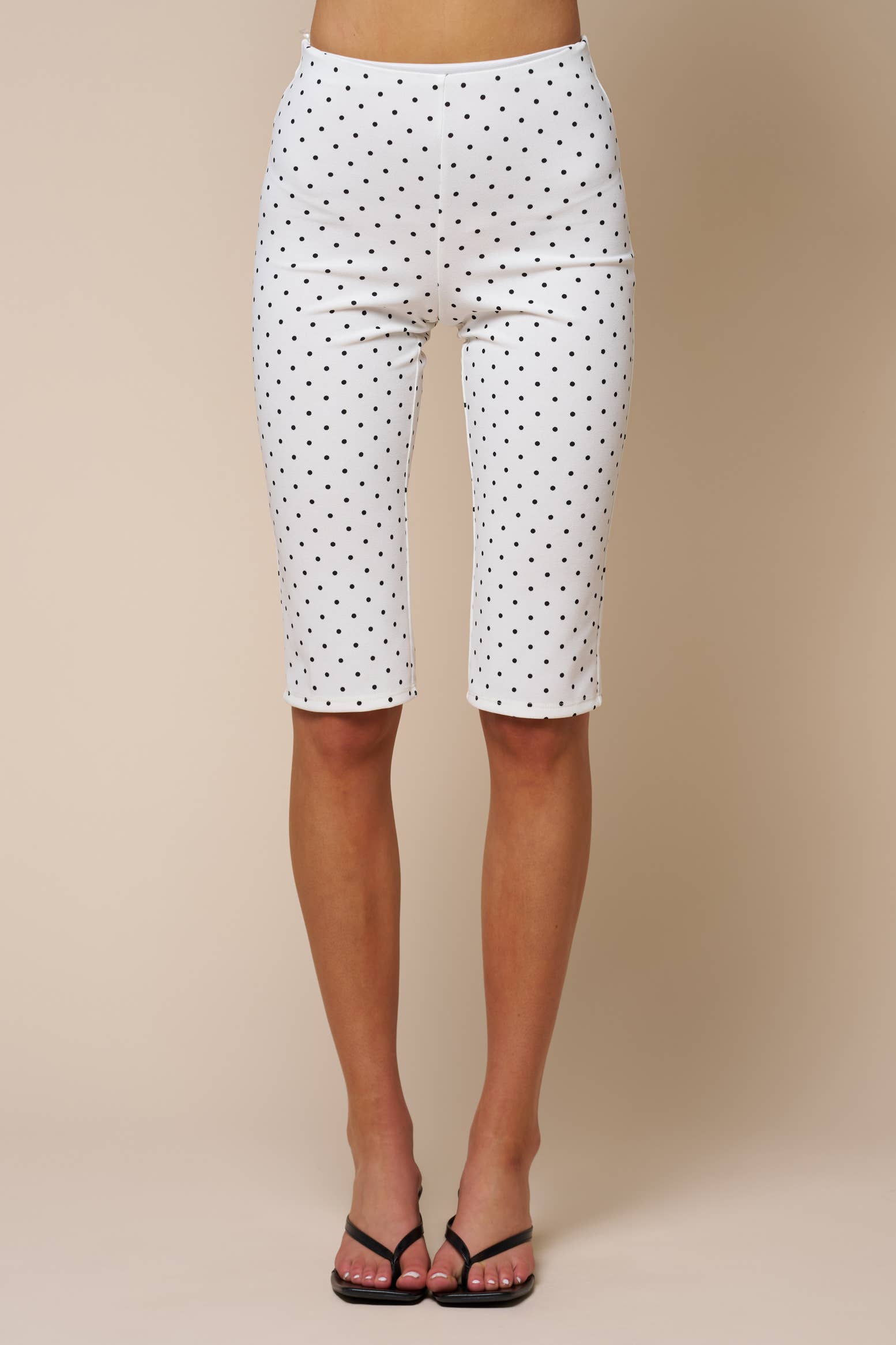 POLKA DOT CAPRI PANTS