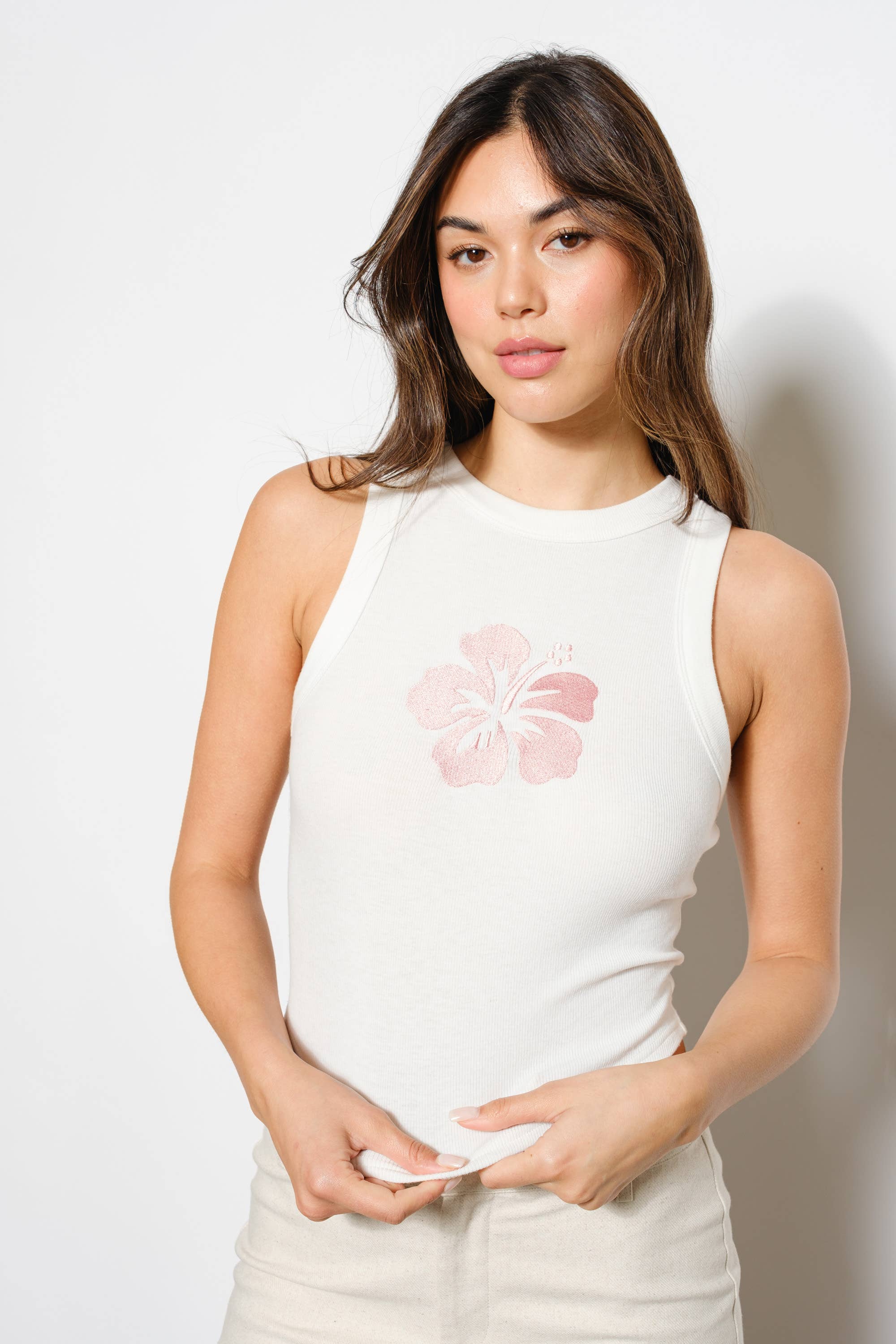 FLOWER EMBROIDERY TANK