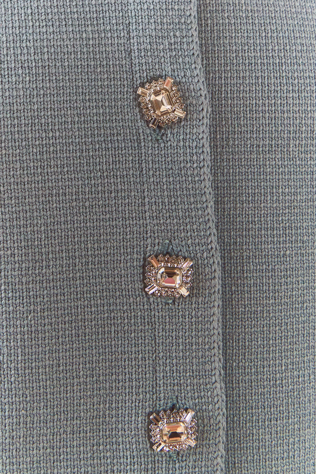 JEWL BUTTONED CROPPED KNIT TOP