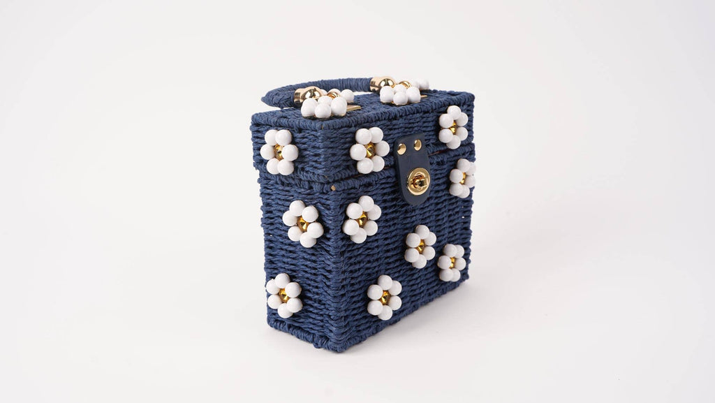 WICKER BUCKET DAISY FLOWER PURSE