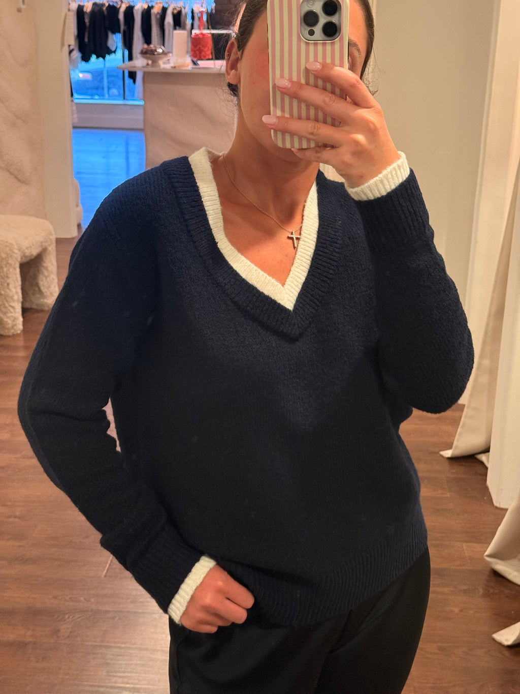 MIREILLE V-NECK SWEATER