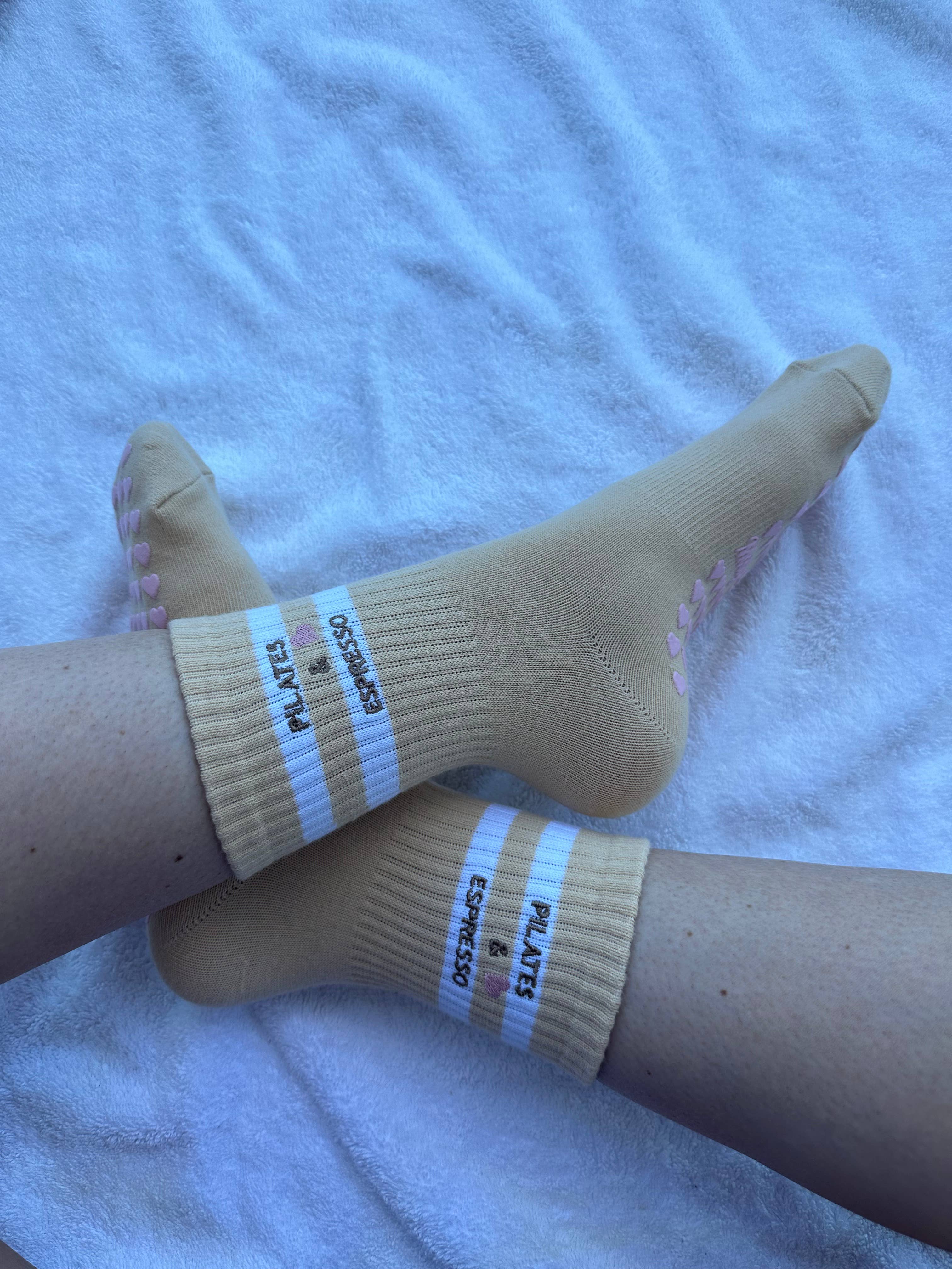 PILATES & ESPRESSO tan grip sock with pink heart grips
