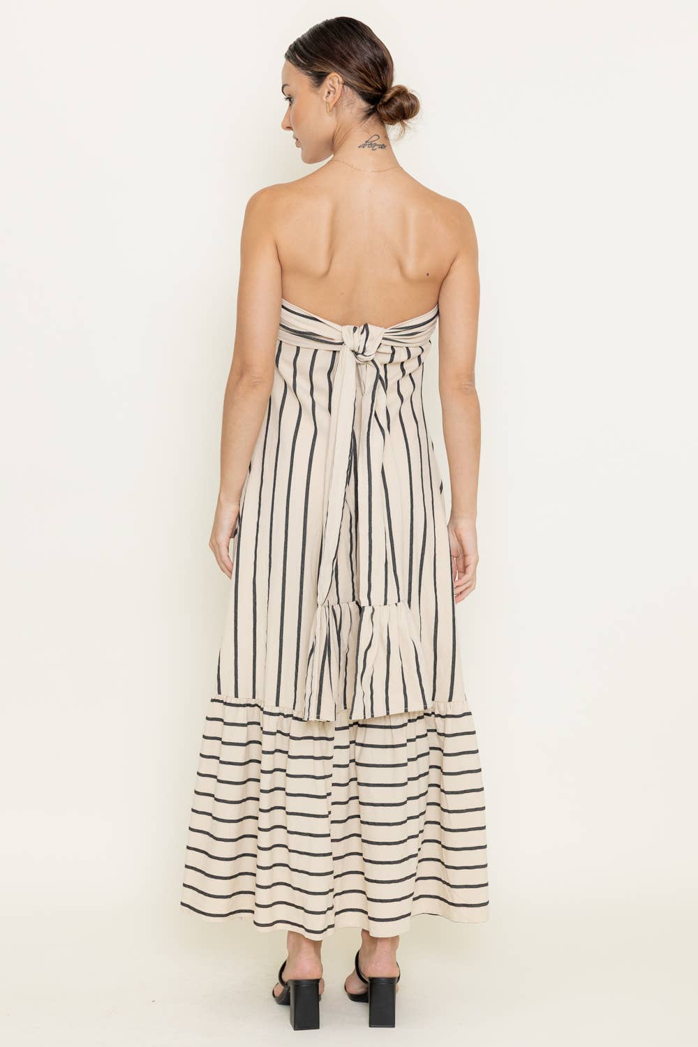 STRAPLESS STRIPES BACK TIE STRAP MAXI DRESS