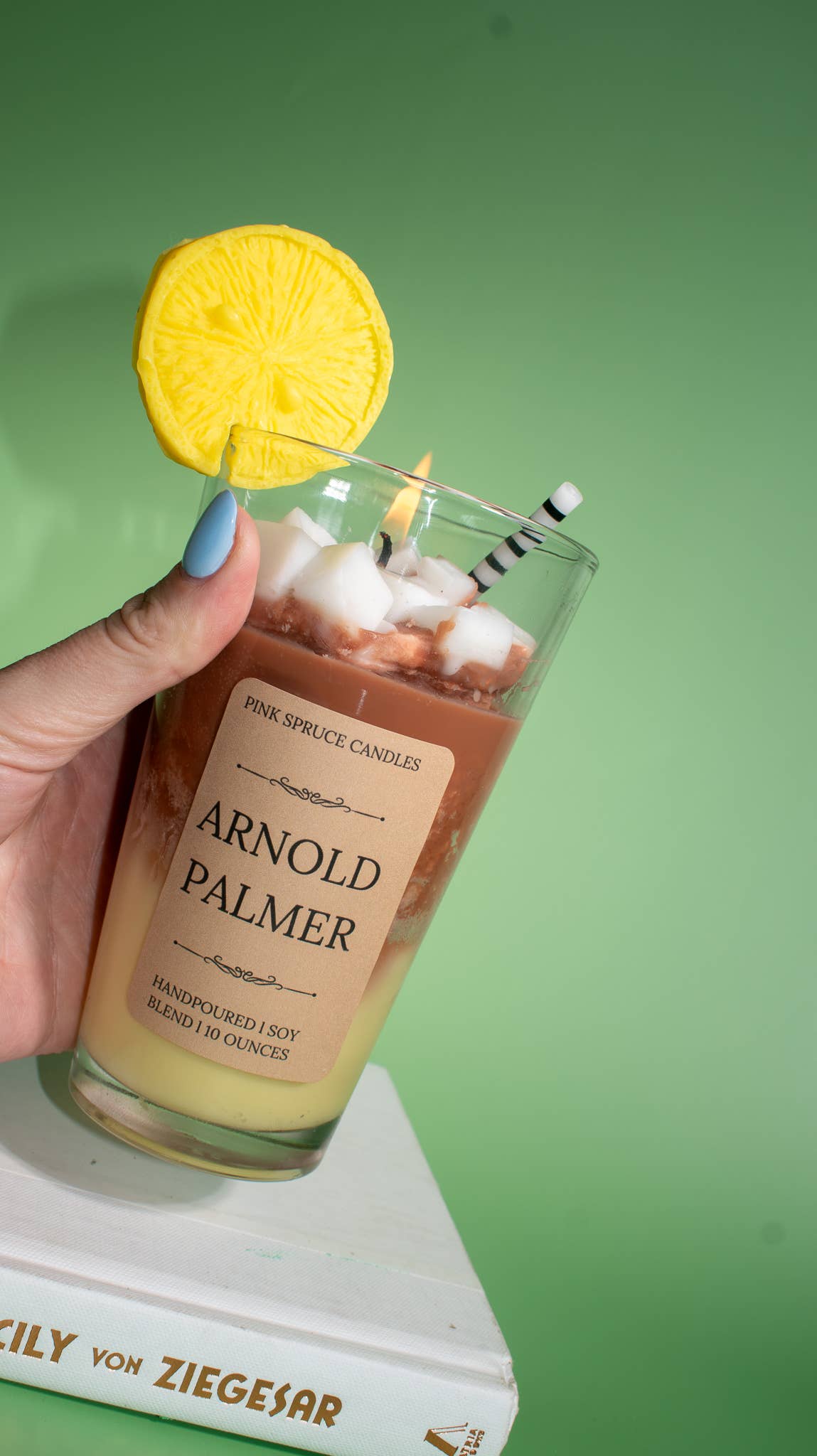 Ice Tea Lemonade Candle - Hand poured soy blend wax