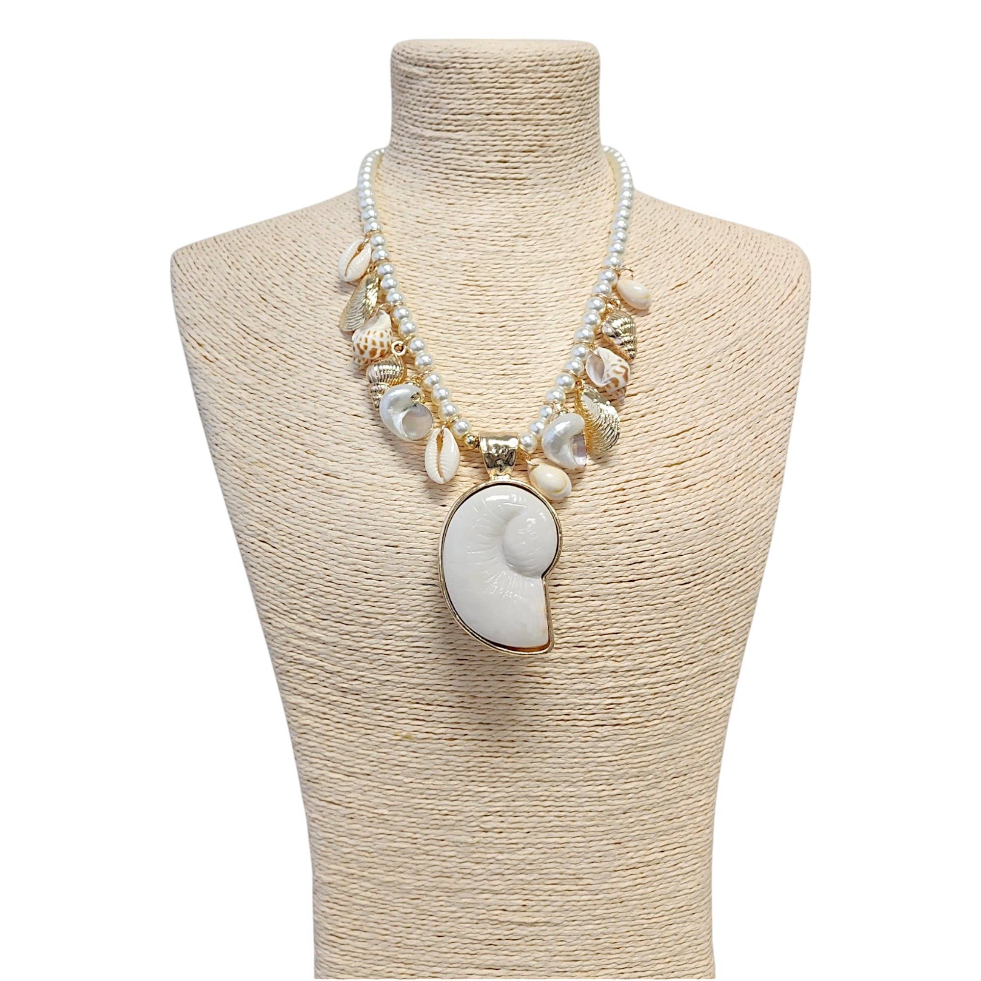 Seashell Necklace | Pearl Necklace | Spring | Beach | Boho