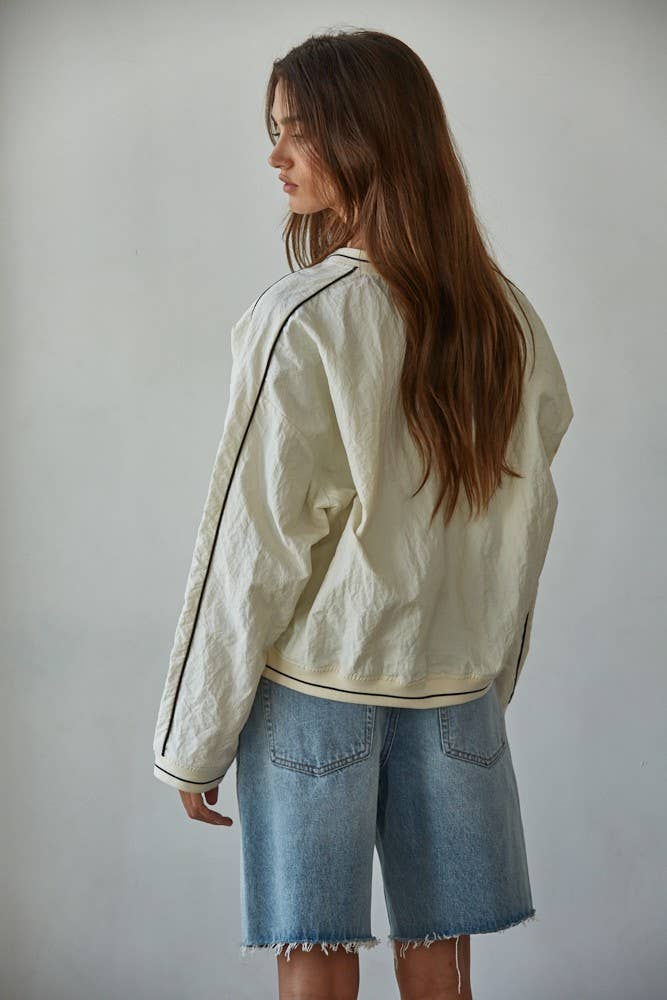 Woven Nylon Wrinkled Texture V-Neck Long Sleeve Pull