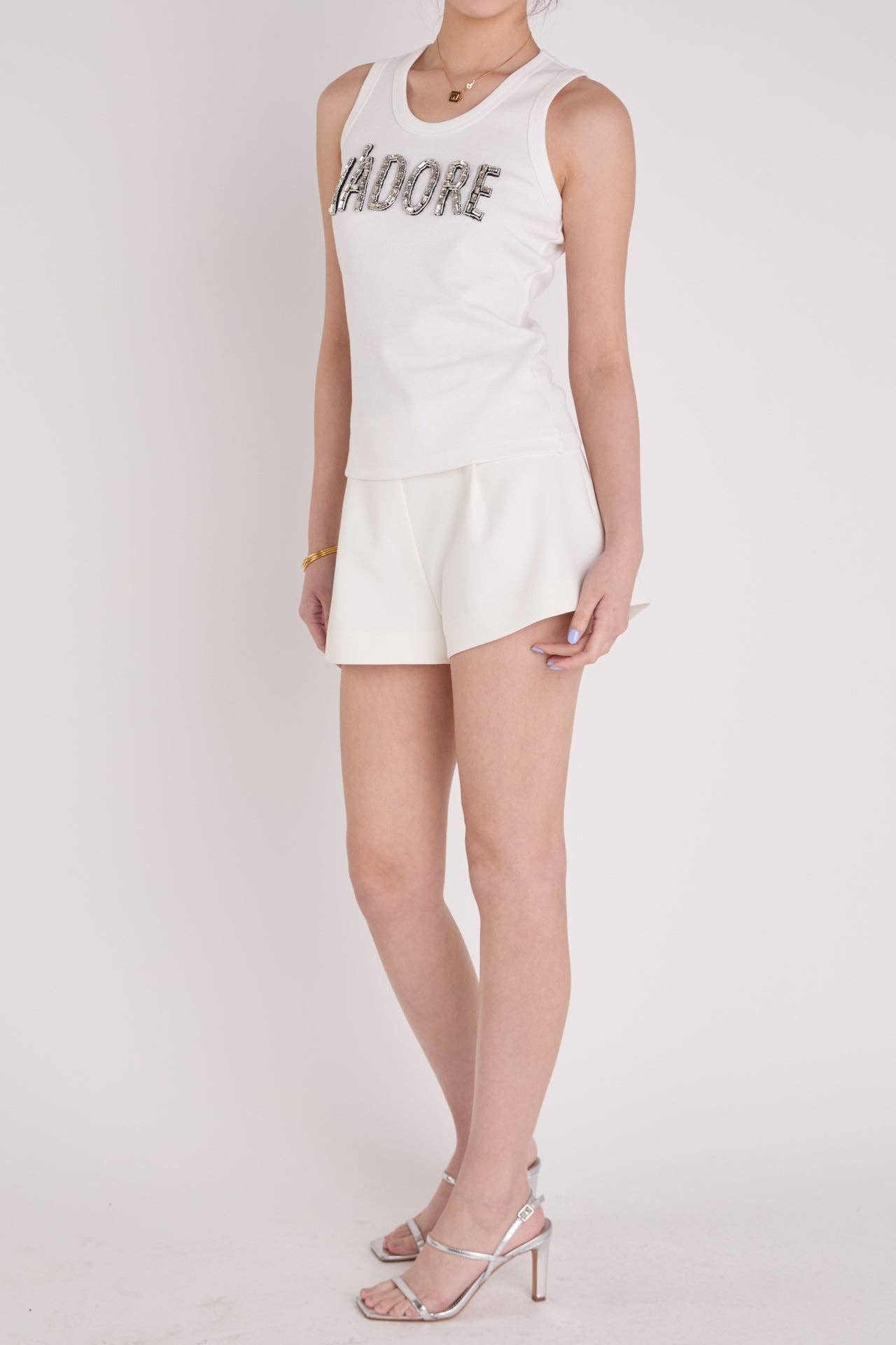 LOW RISE TAILORED SHORTS