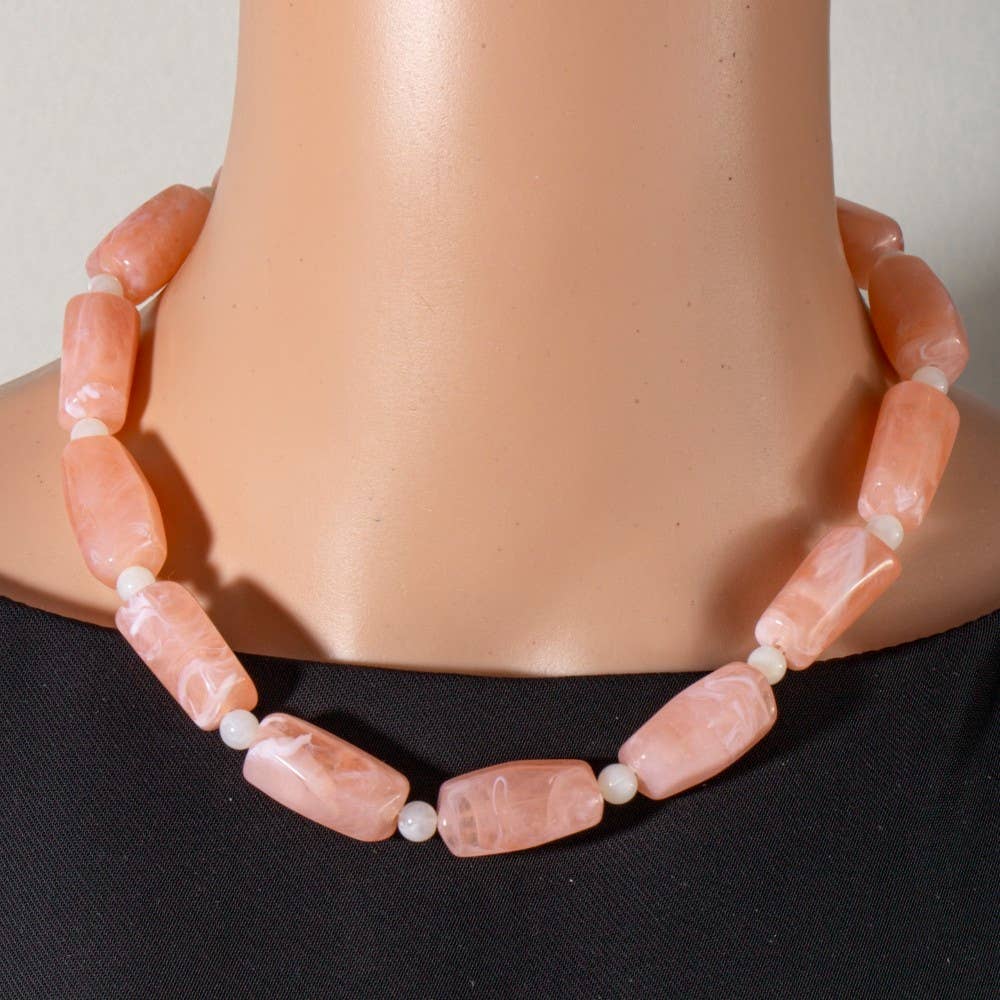 MARBLE BEADED NECKLACE