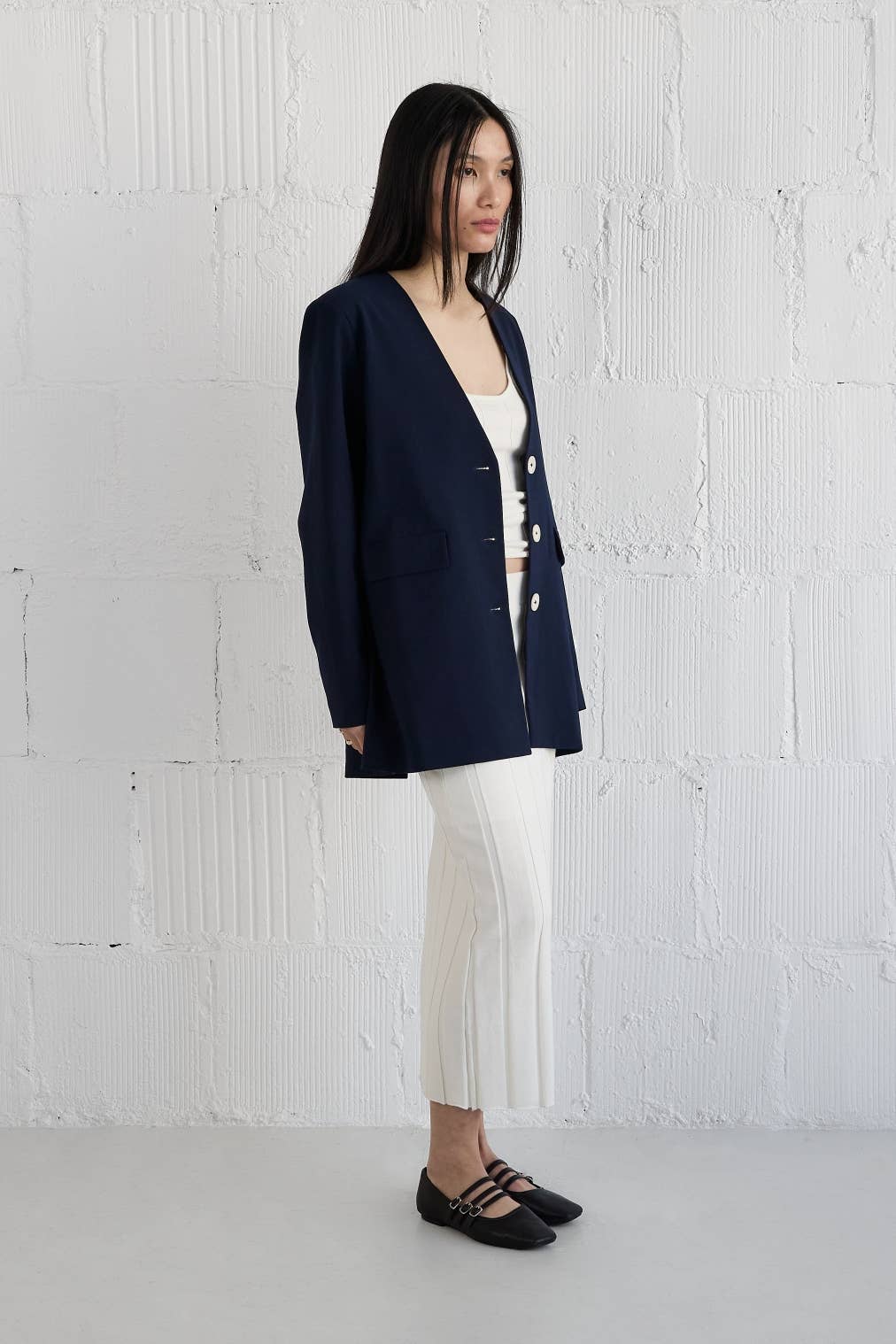 The Eleanor Blazer | Deep V-Neck Oversized Blazer