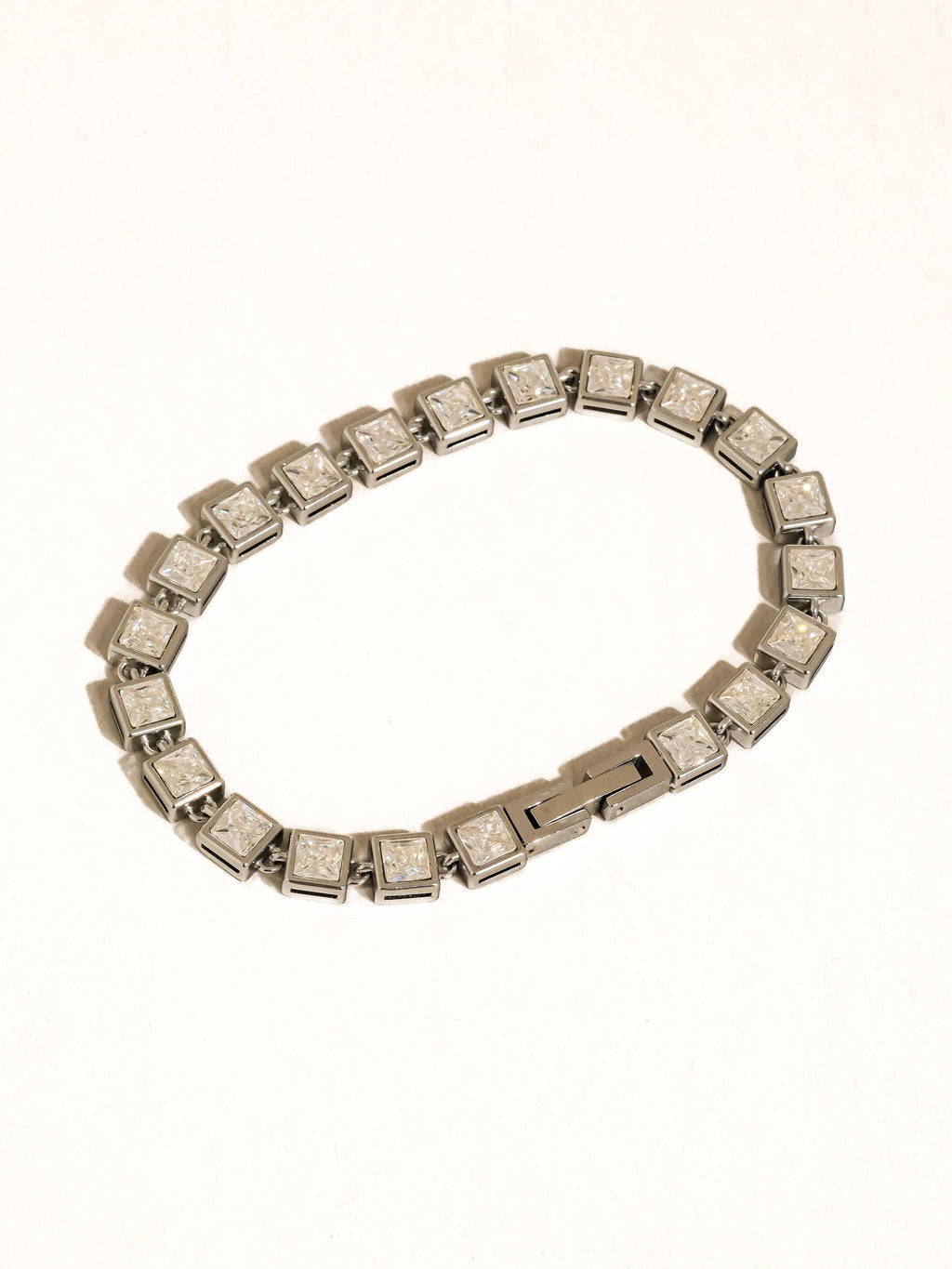 Midi 18K Gold Non-Tarnish Square Bracelet