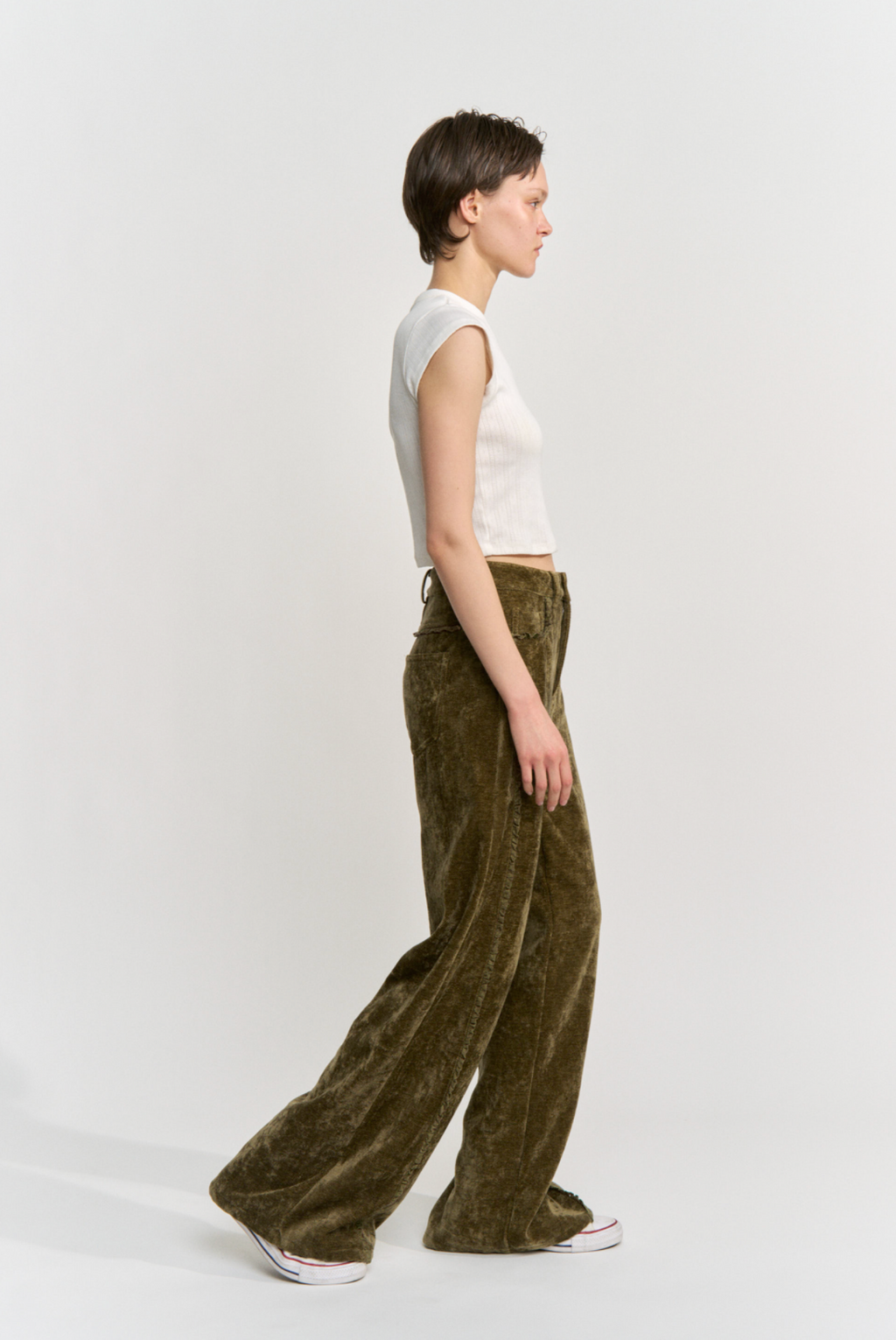 THE OLIVE CORDUROY PANTS