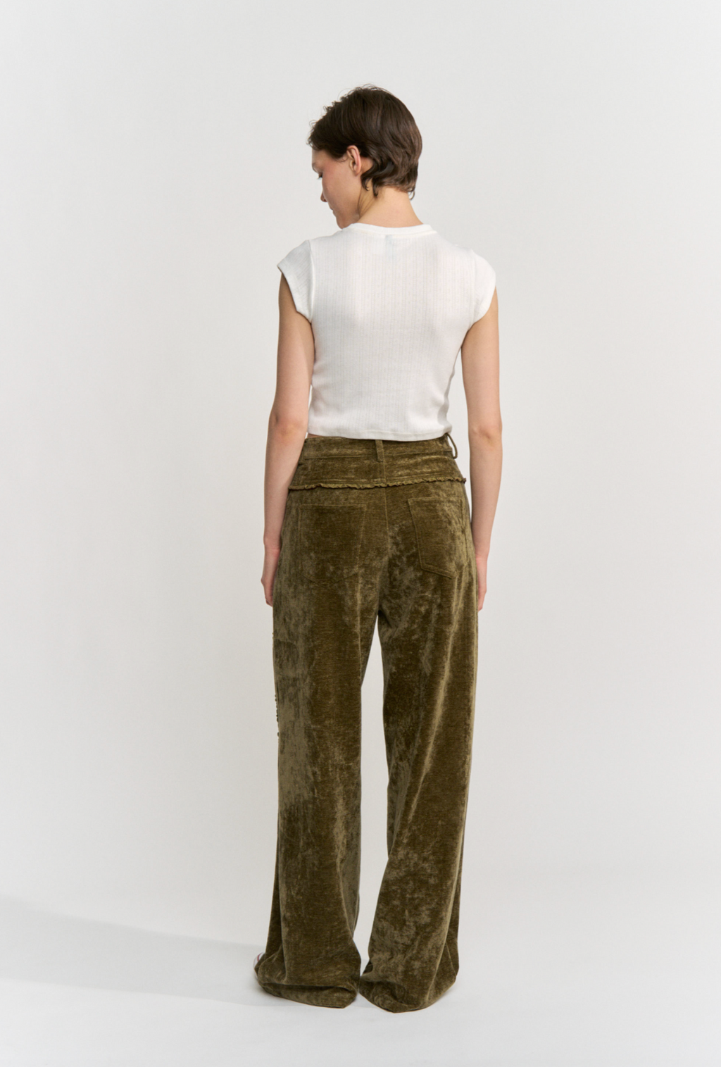 THE OLIVE CORDUROY PANTS