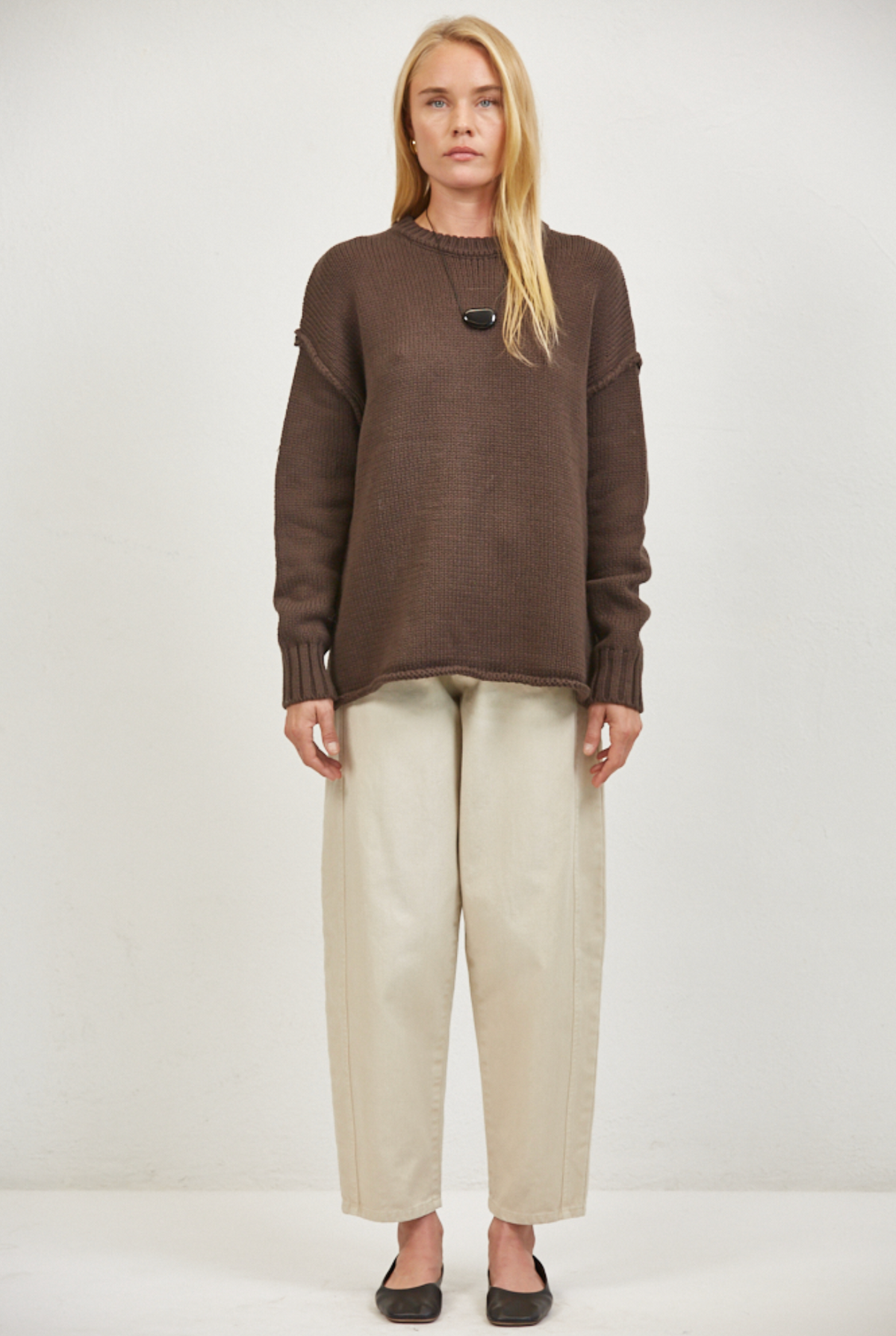 WEST SWEATER