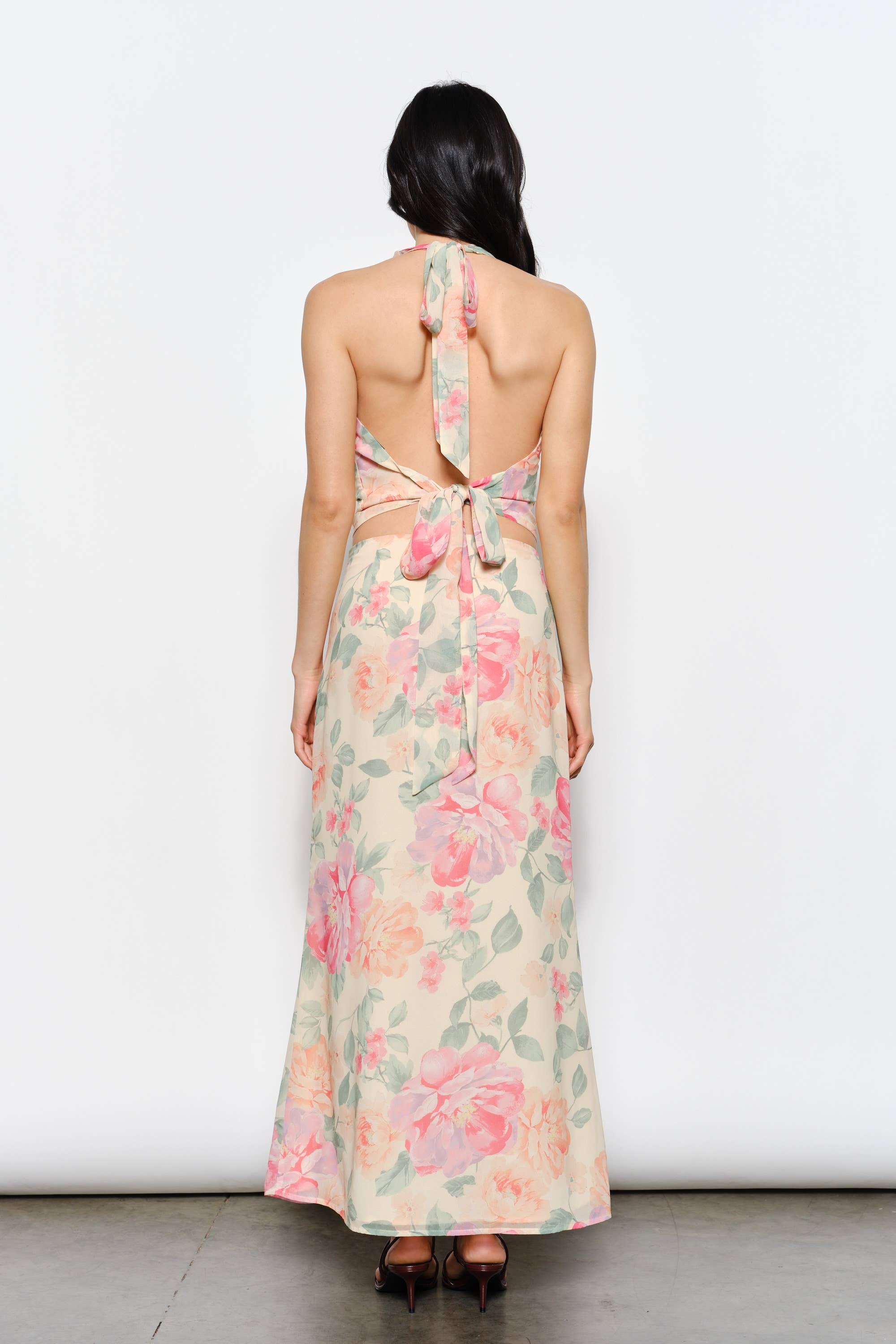 EMILIA EXCLUSIVE FLORAL PRINT HALTER TOP