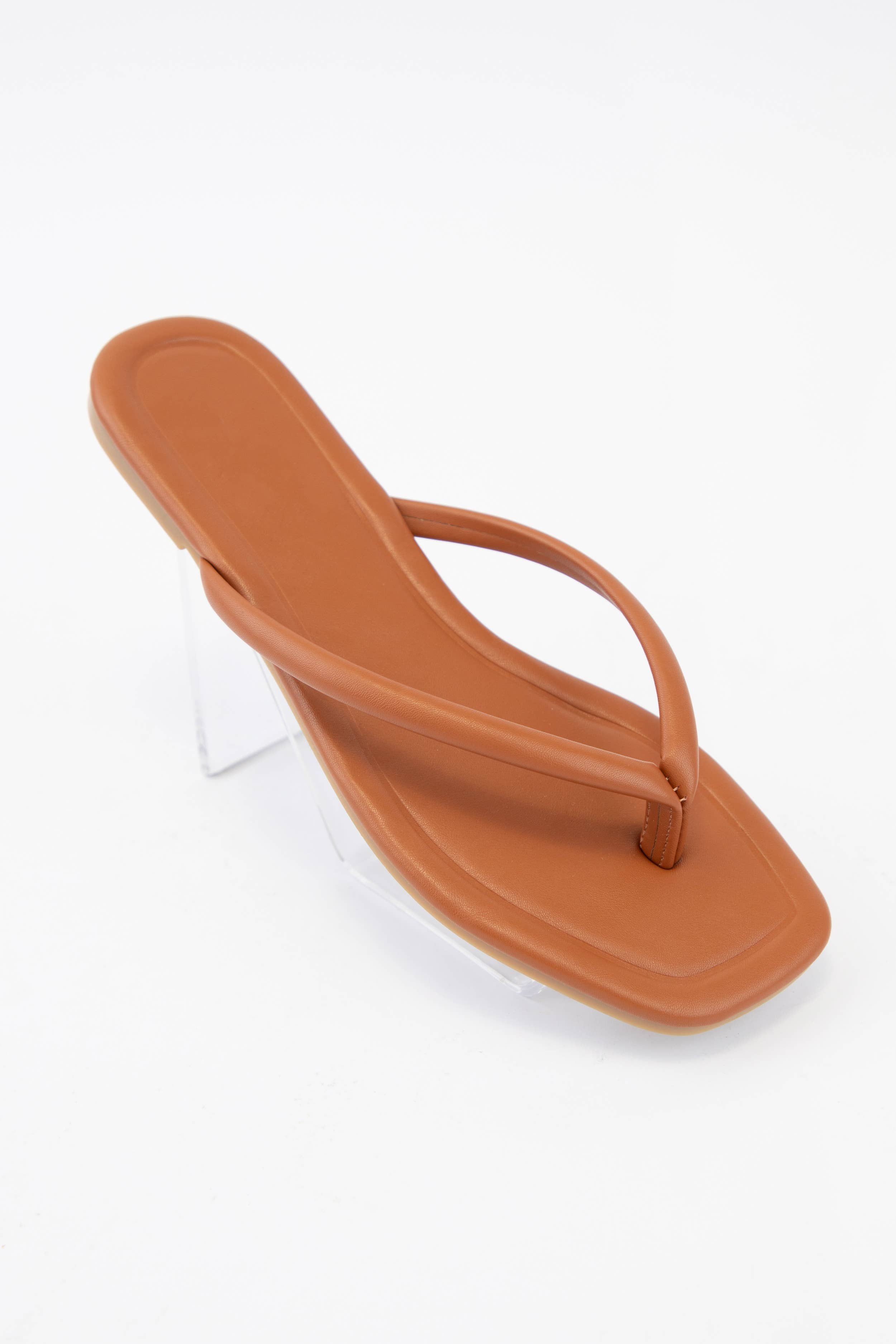 TALLULAH-1 SOLID COLOR SQUARE-TOE THONG SANDAL