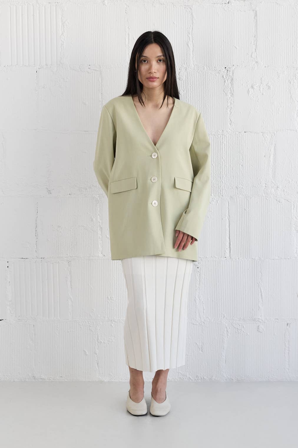 The Eleanor Blazer | Deep V-Neck Oversized Blazer