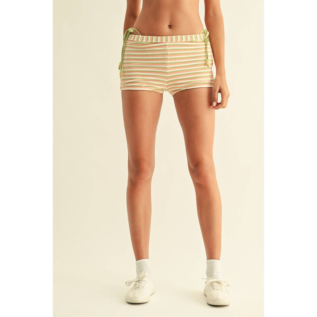 WONDERLAND SHORT