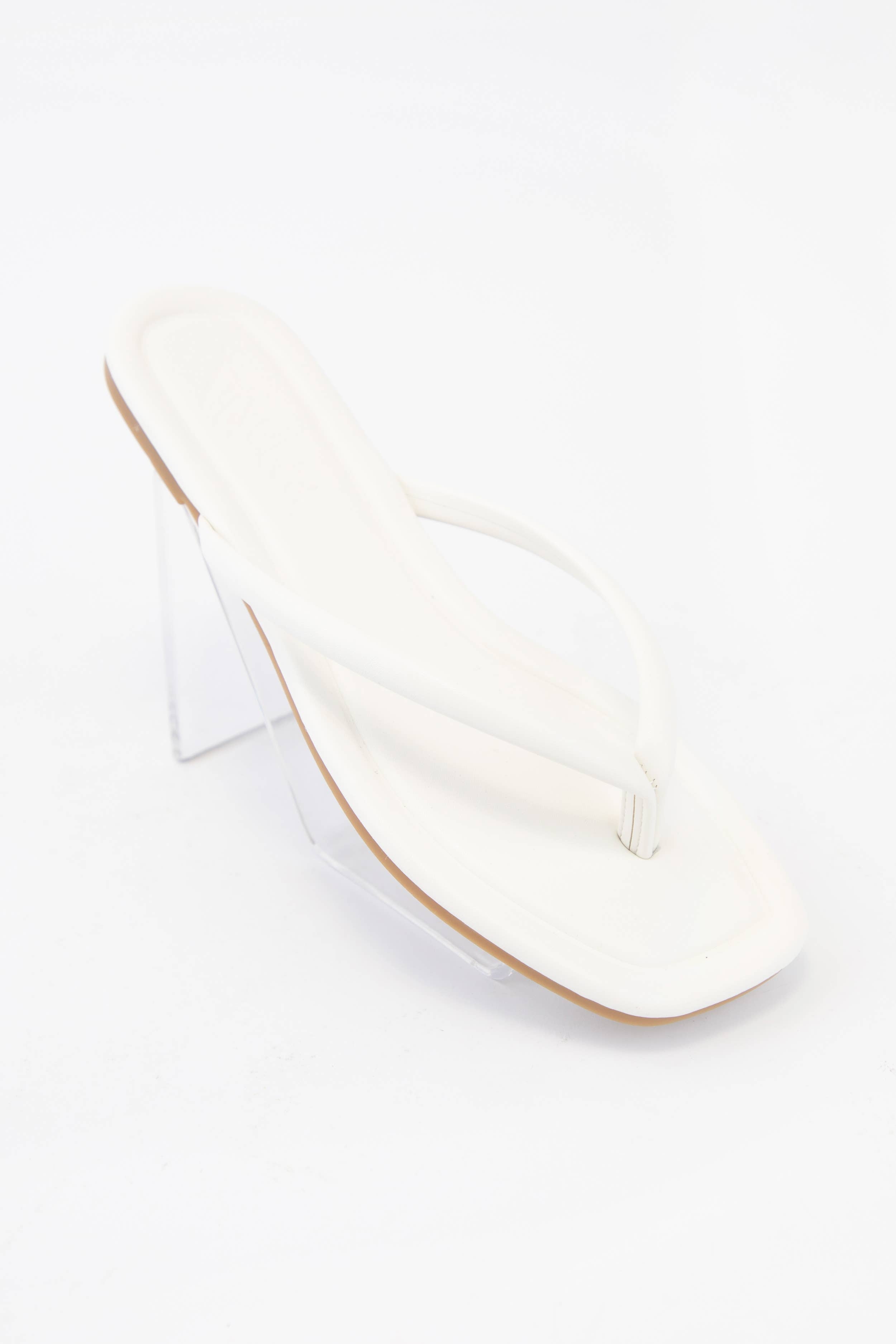TALLULAH-1 SOLID COLOR SQUARE-TOE THONG SANDAL