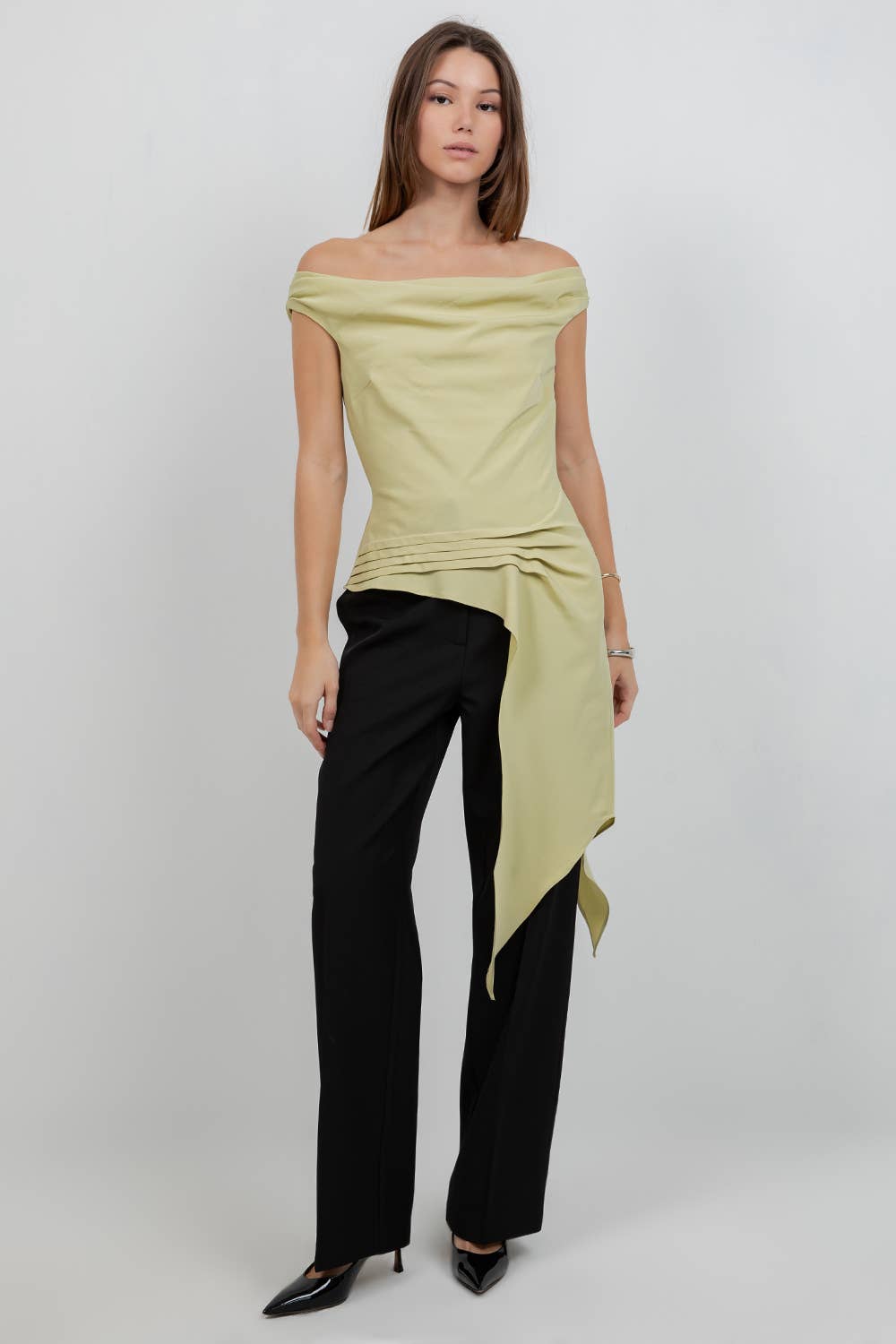 SOFT WOVEN ASYMMETRICAL SLEEVELESS TOP W PLEAT DETAILS