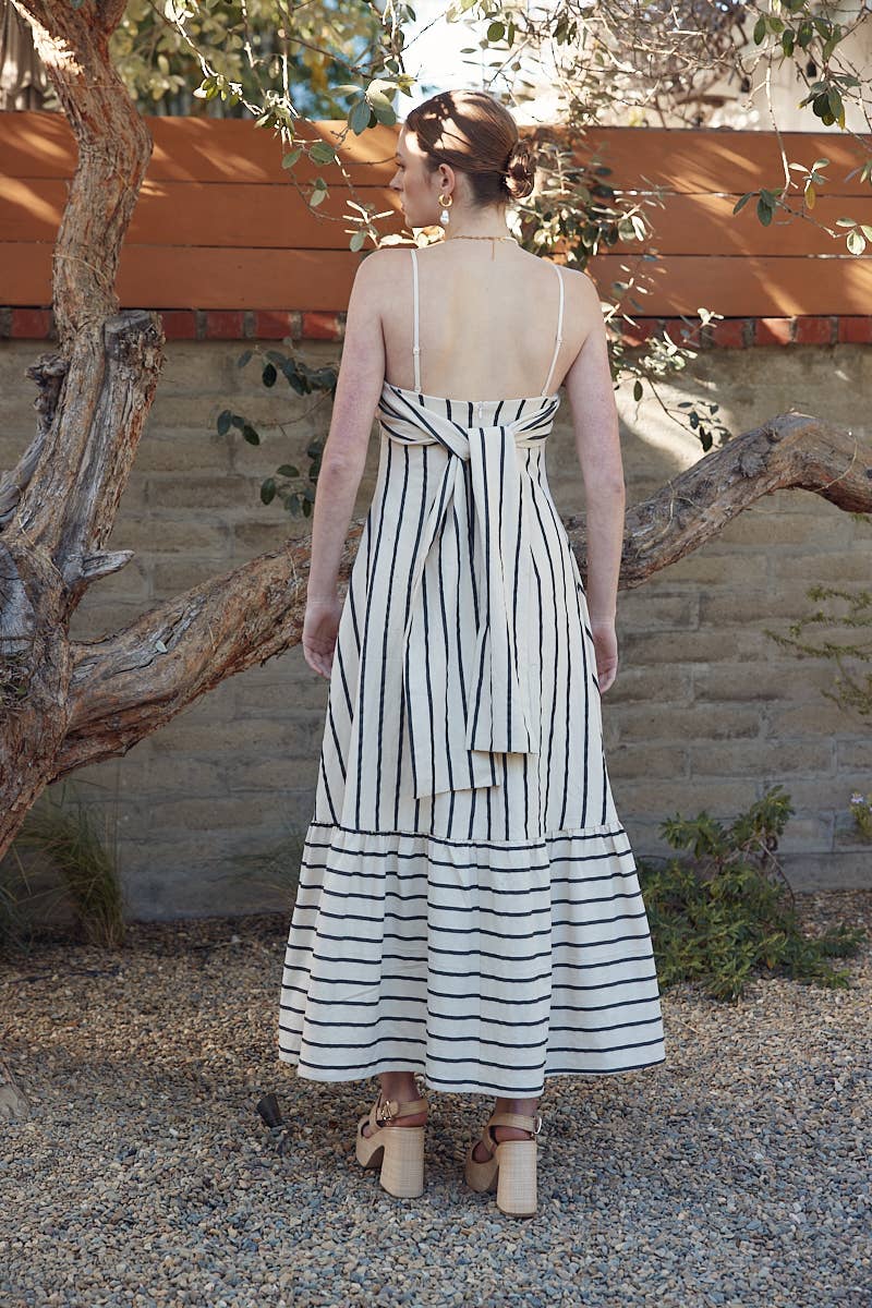 STRAPLESS STRIPES BACK TIE STRAP MAXI DRESS
