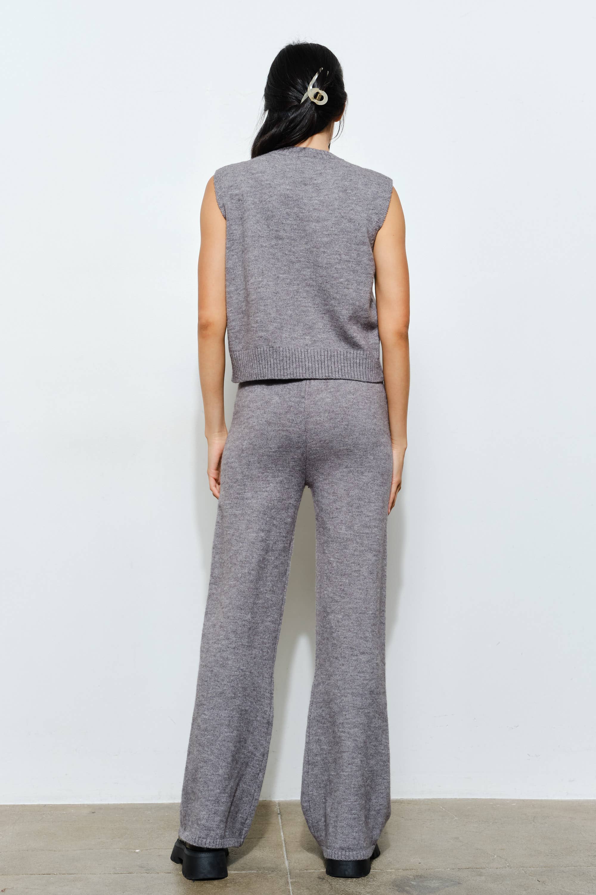 NICOLA KNIT VEST TOP
