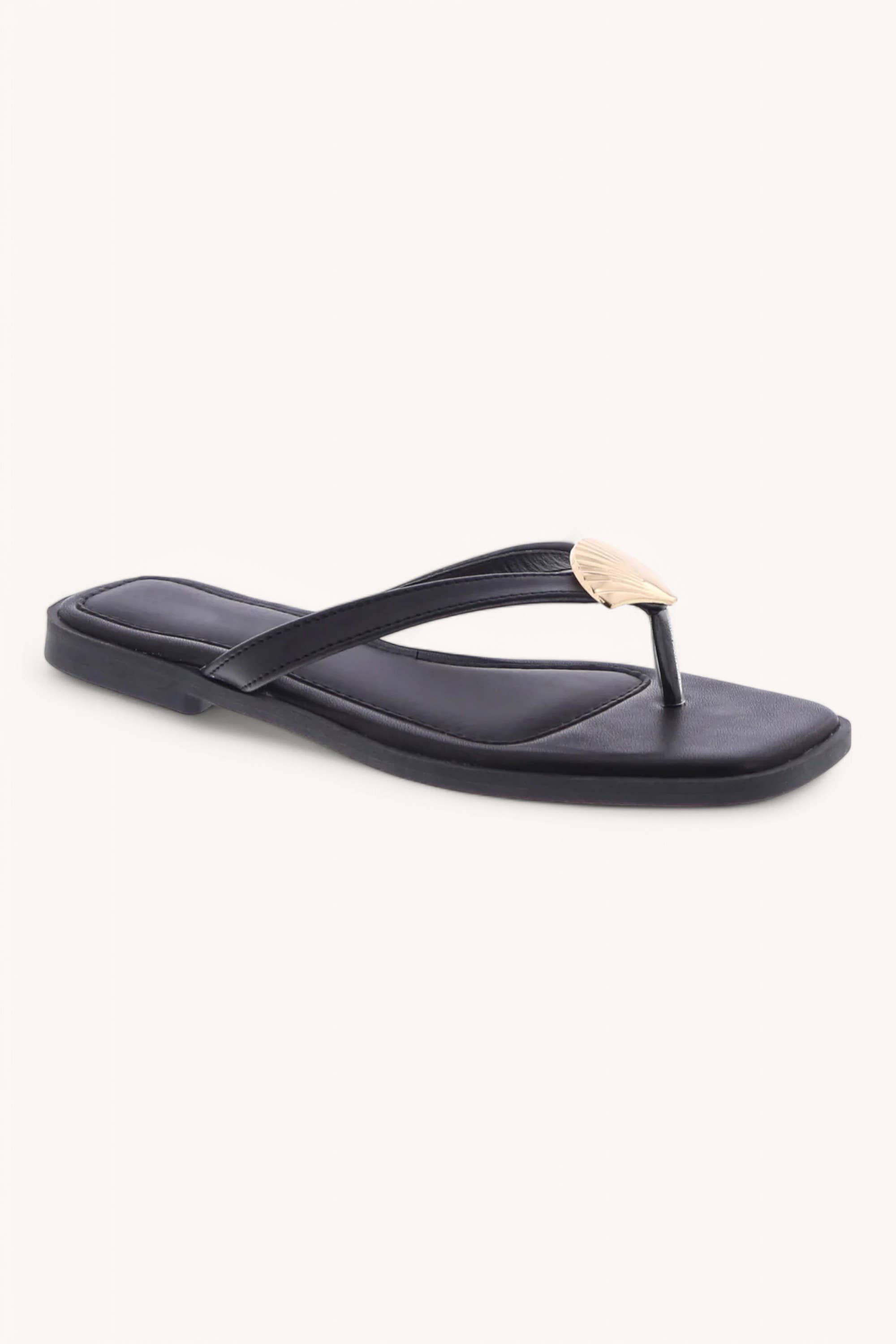 DOHA-9 GOLDEN SHELL DECOR THONG STRAP SANDALS