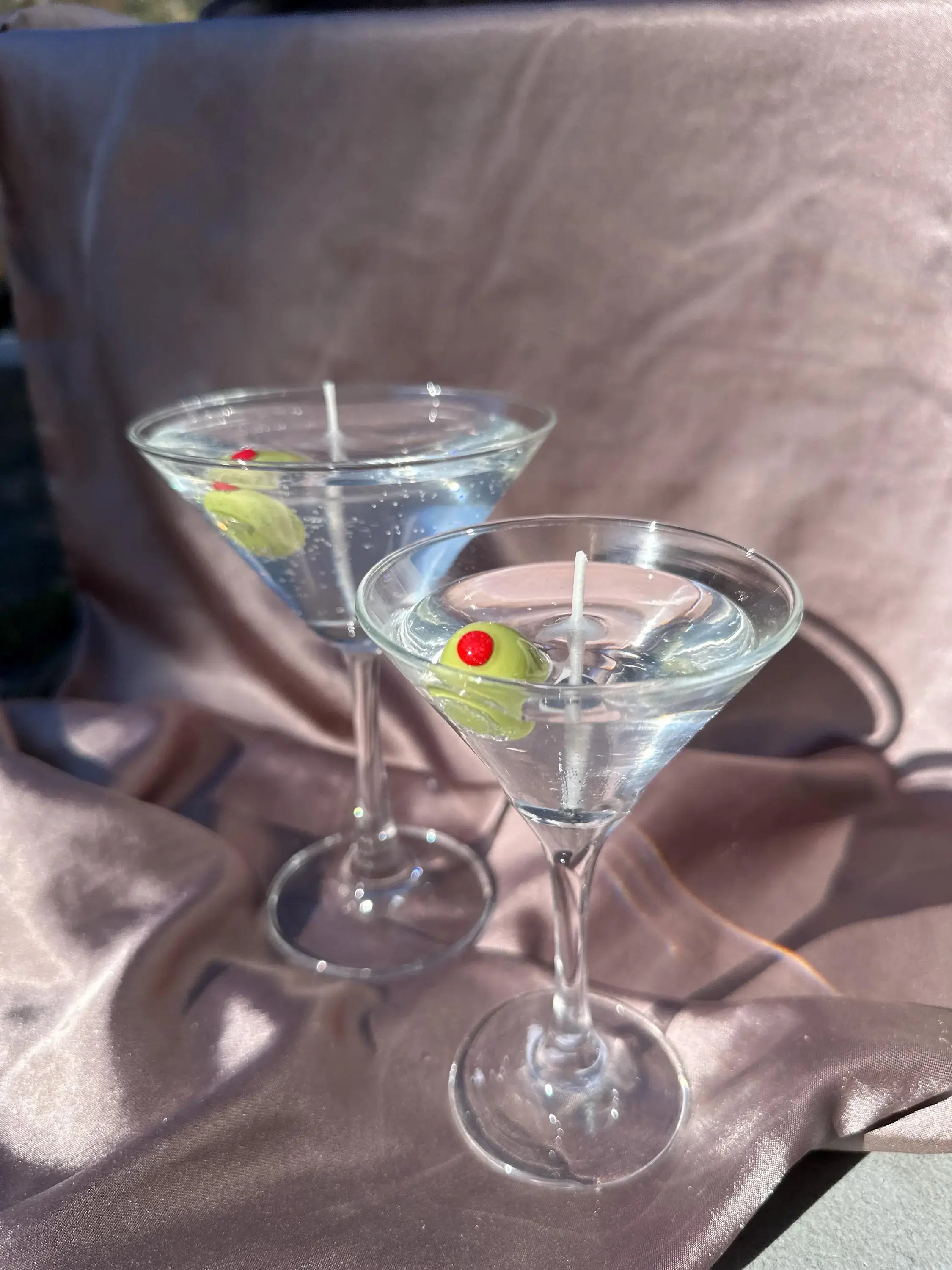 Scented 7.5oz. Dirty Martini Candle. Gin. Vodka. Olives.