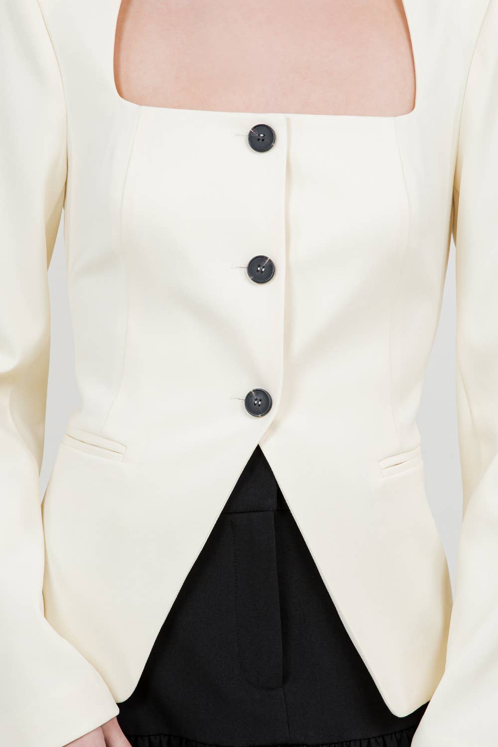 STRUCTURED WOVEN BUTTON DOWN TOP - BABY YELLOW