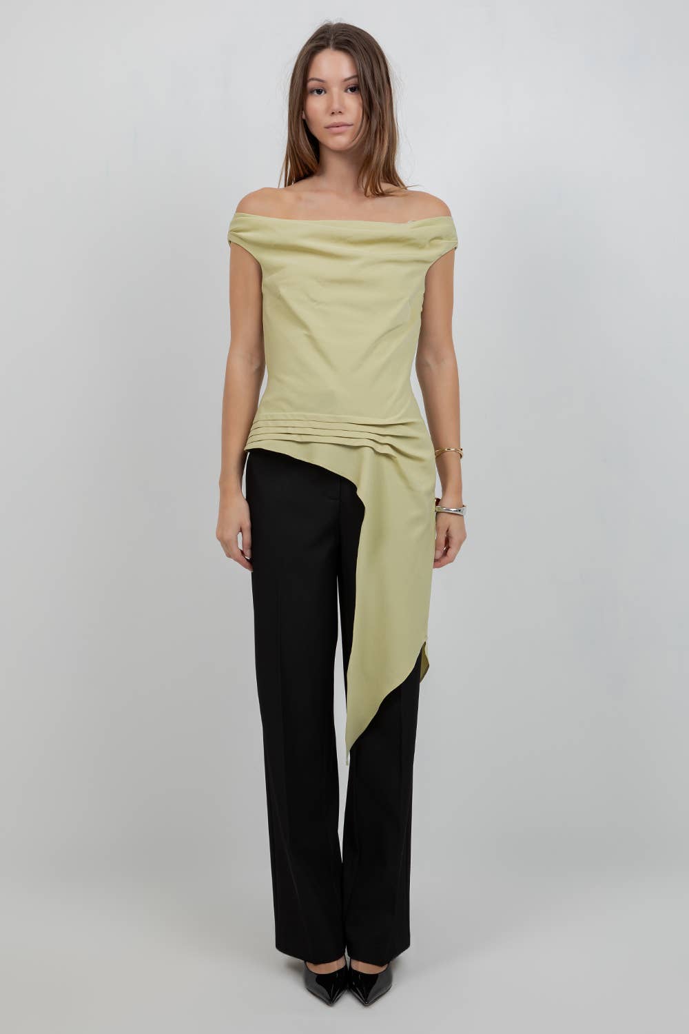SOFT WOVEN ASYMMETRICAL SLEEVELESS TOP W PLEAT DETAILS