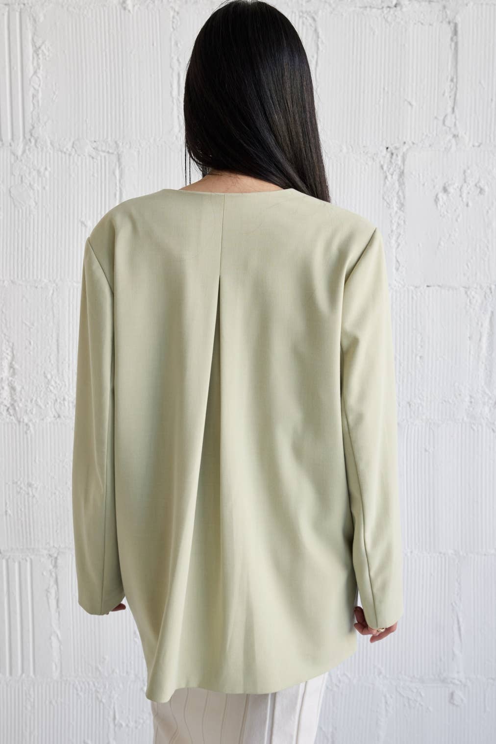The Eleanor Blazer | Deep V-Neck Oversized Blazer