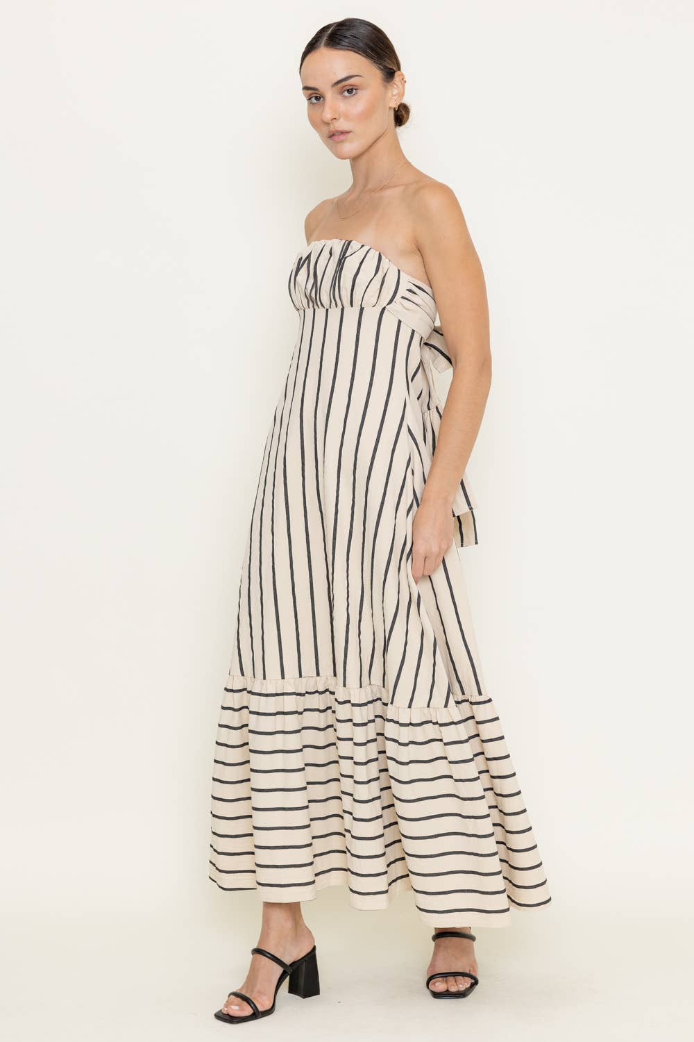 STRAPLESS STRIPES BACK TIE STRAP MAXI DRESS