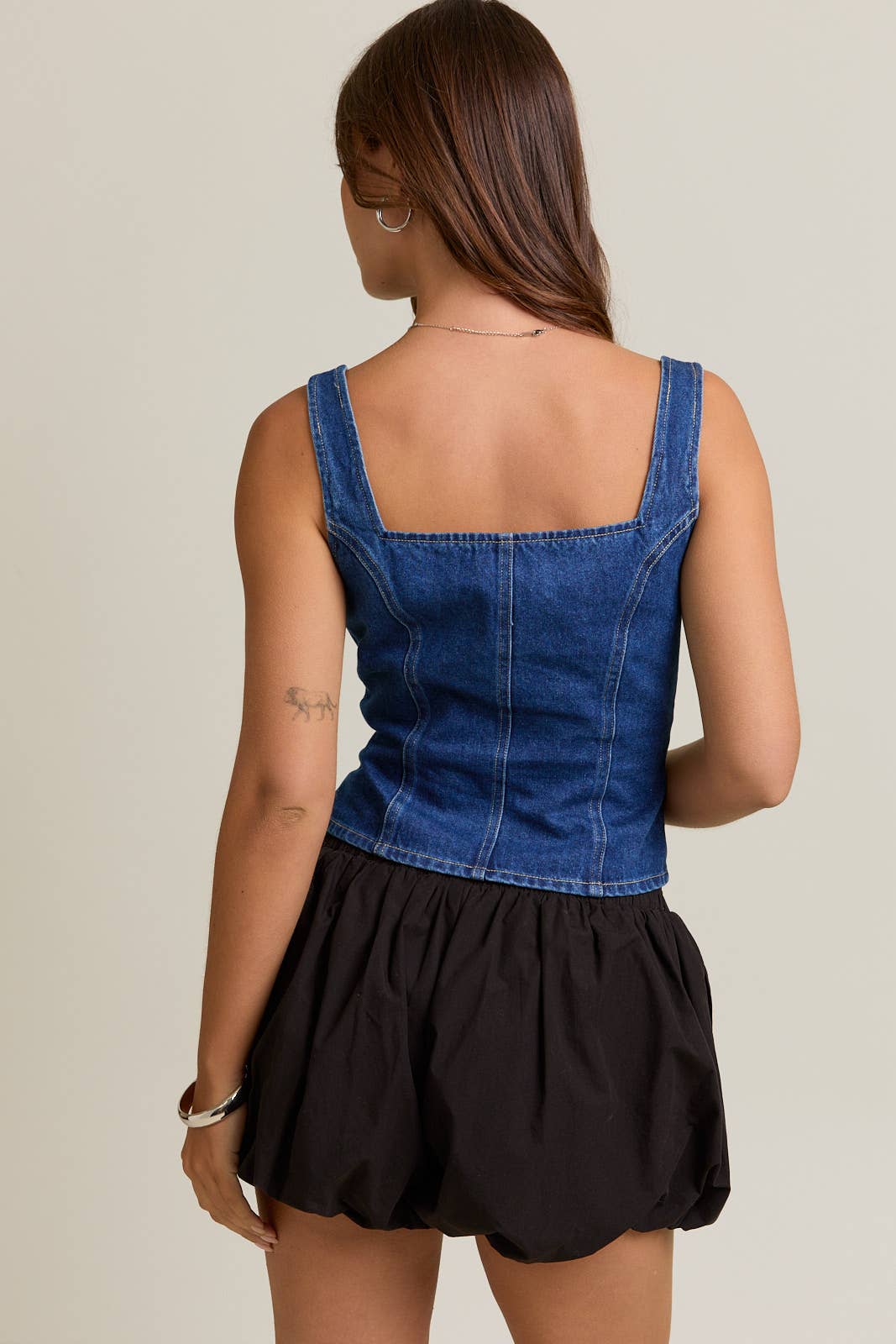 FRONT PLEATED DETAIL SLEEVELESS DENIM TOP