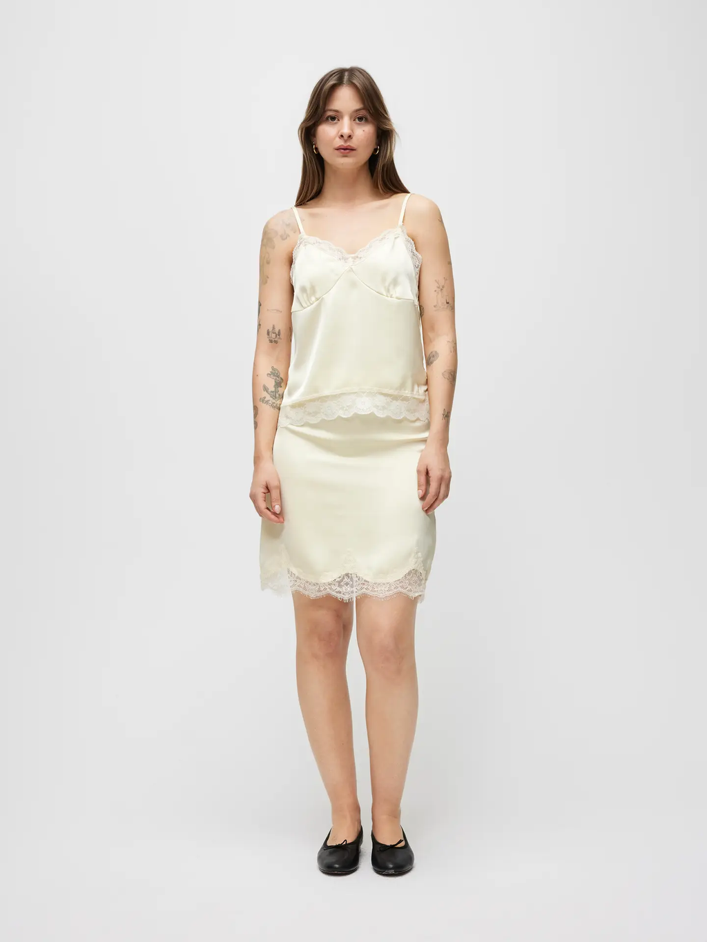 THE SERA TOP | SATIN LACE TANK TOP