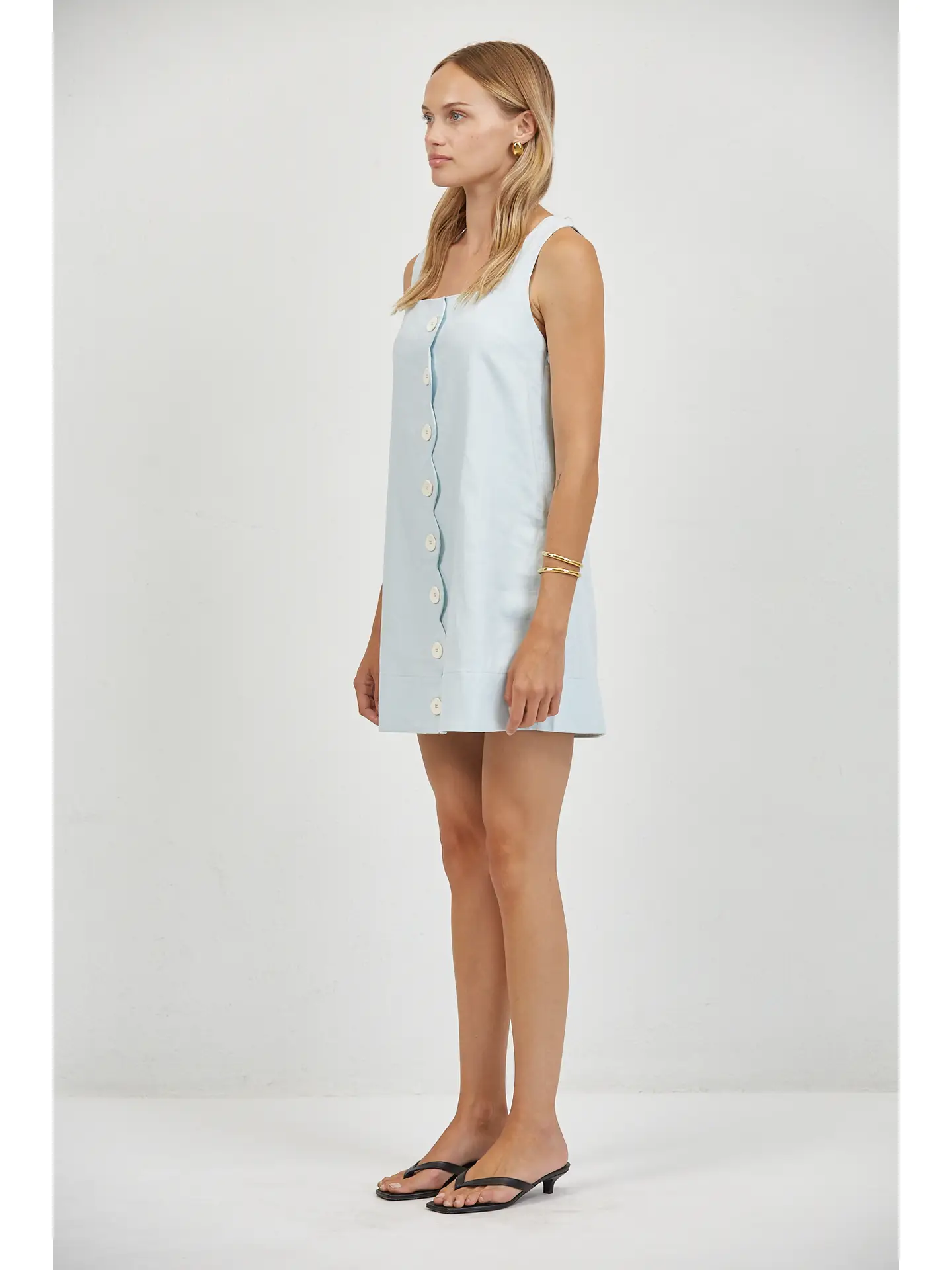 LINEN SCALLOP SQUARE NECK SLEEVELESS MINI DRESS