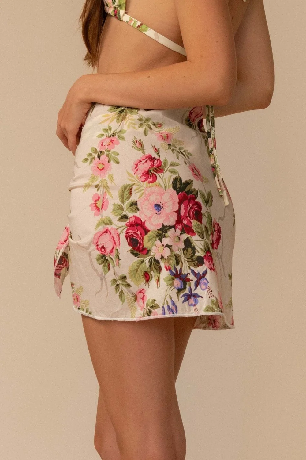 BOUQUET SARONG