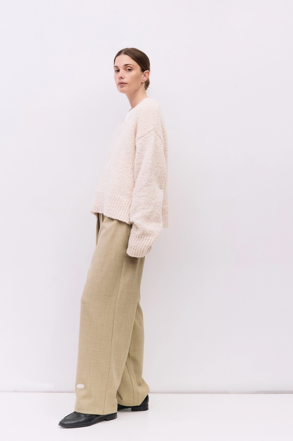 The Glen Sweater | Boucle Knit V Neck Sweater