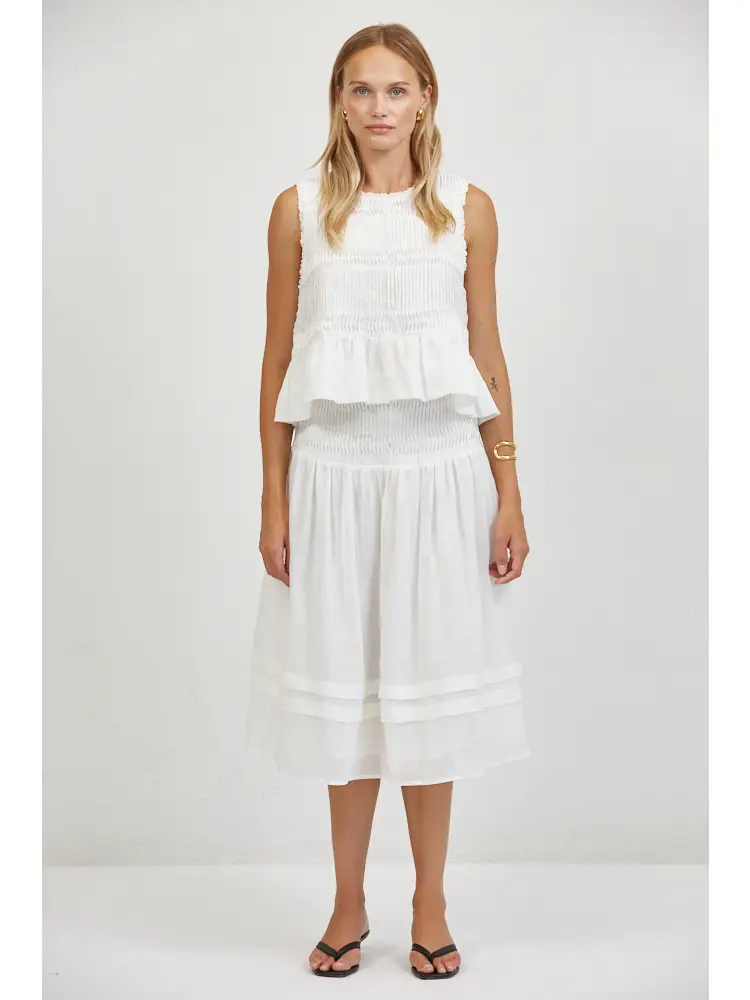 LINEN PIN TUCK SHORTS