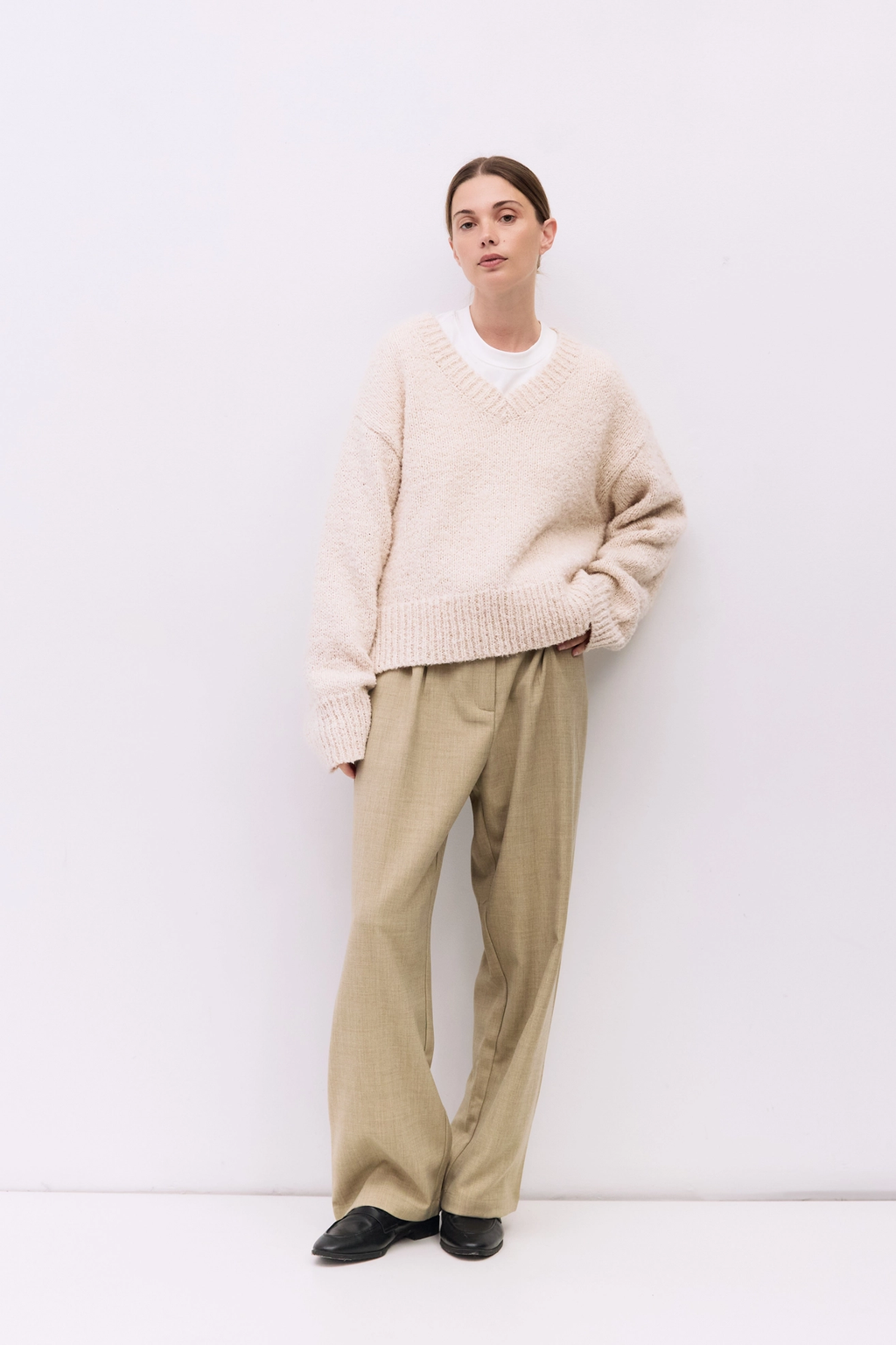 The Glen Sweater | Boucle Knit V Neck Sweater