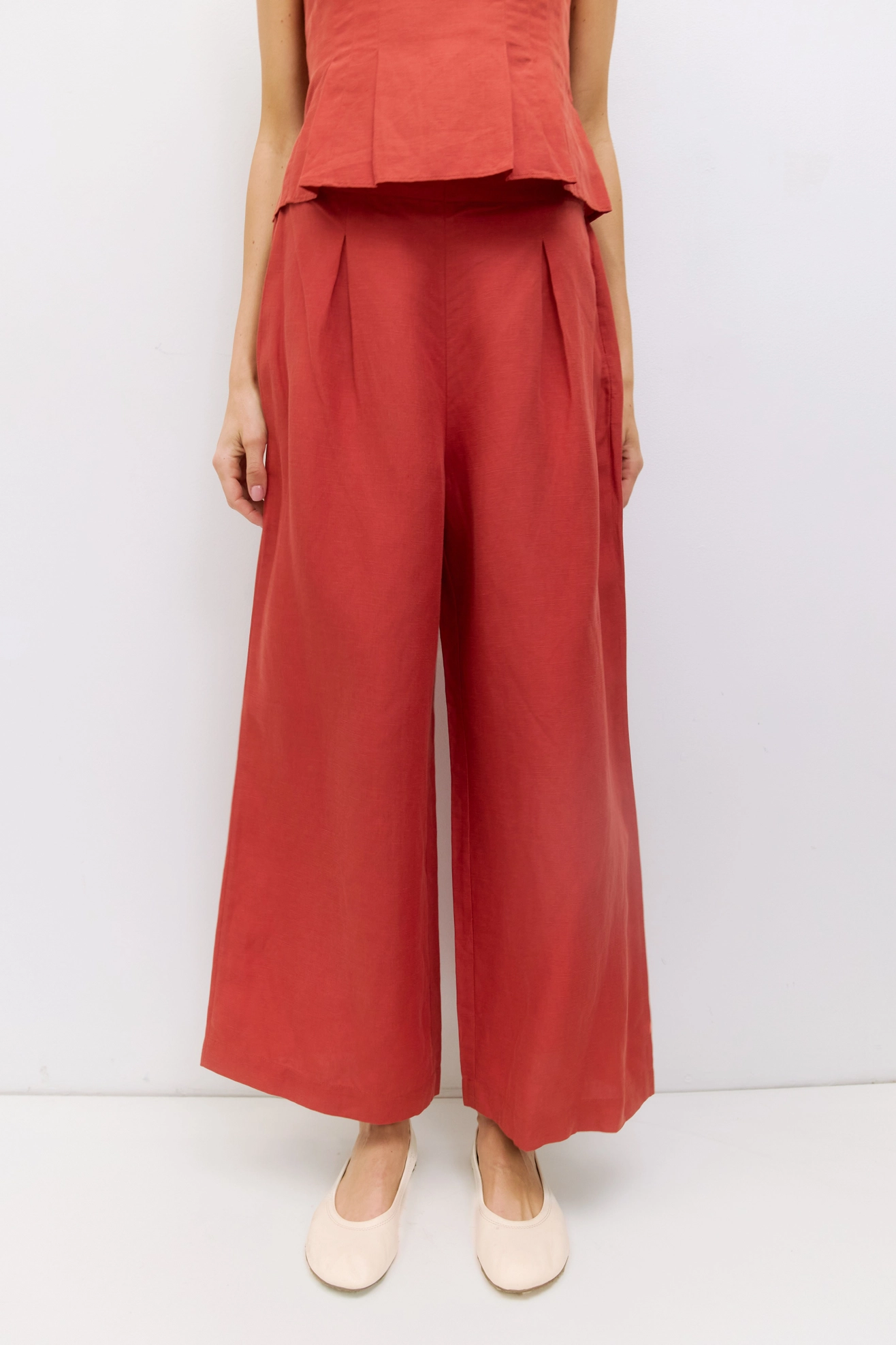 THE JOCELYN PANTS | PLEATED LINEN PANTS