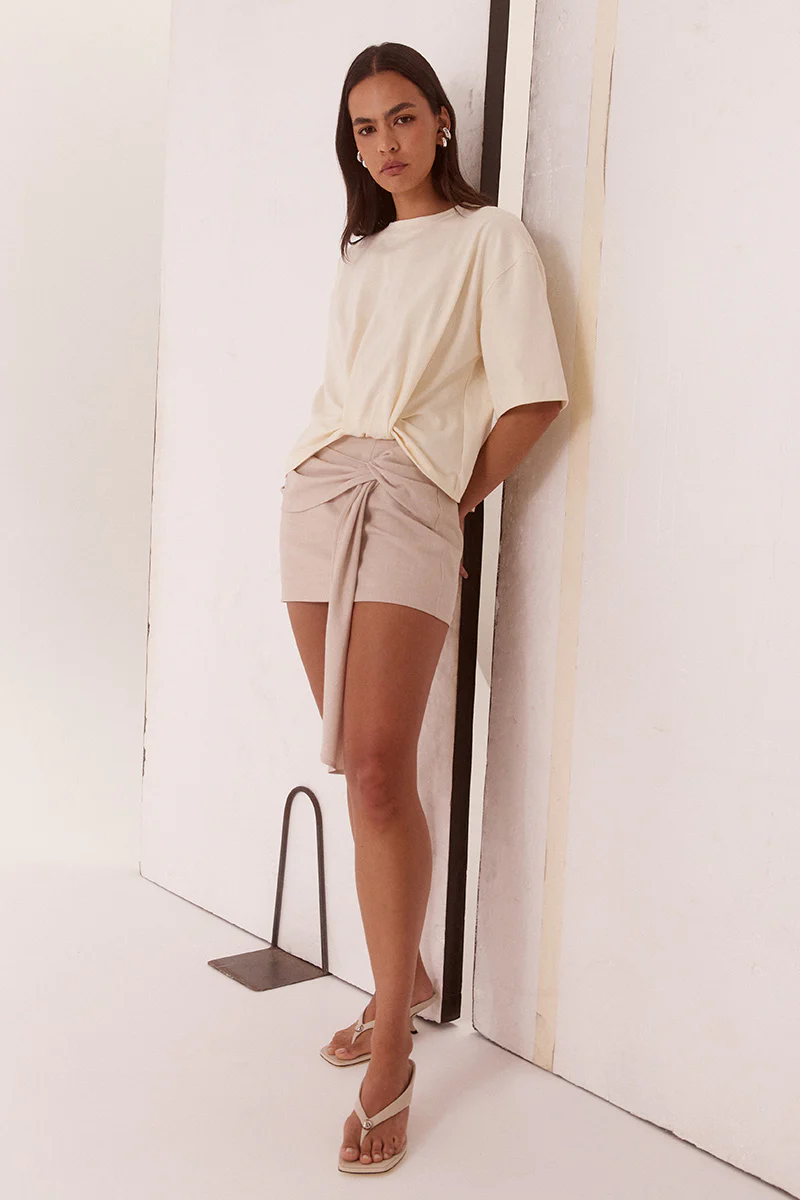 IZEL TEE