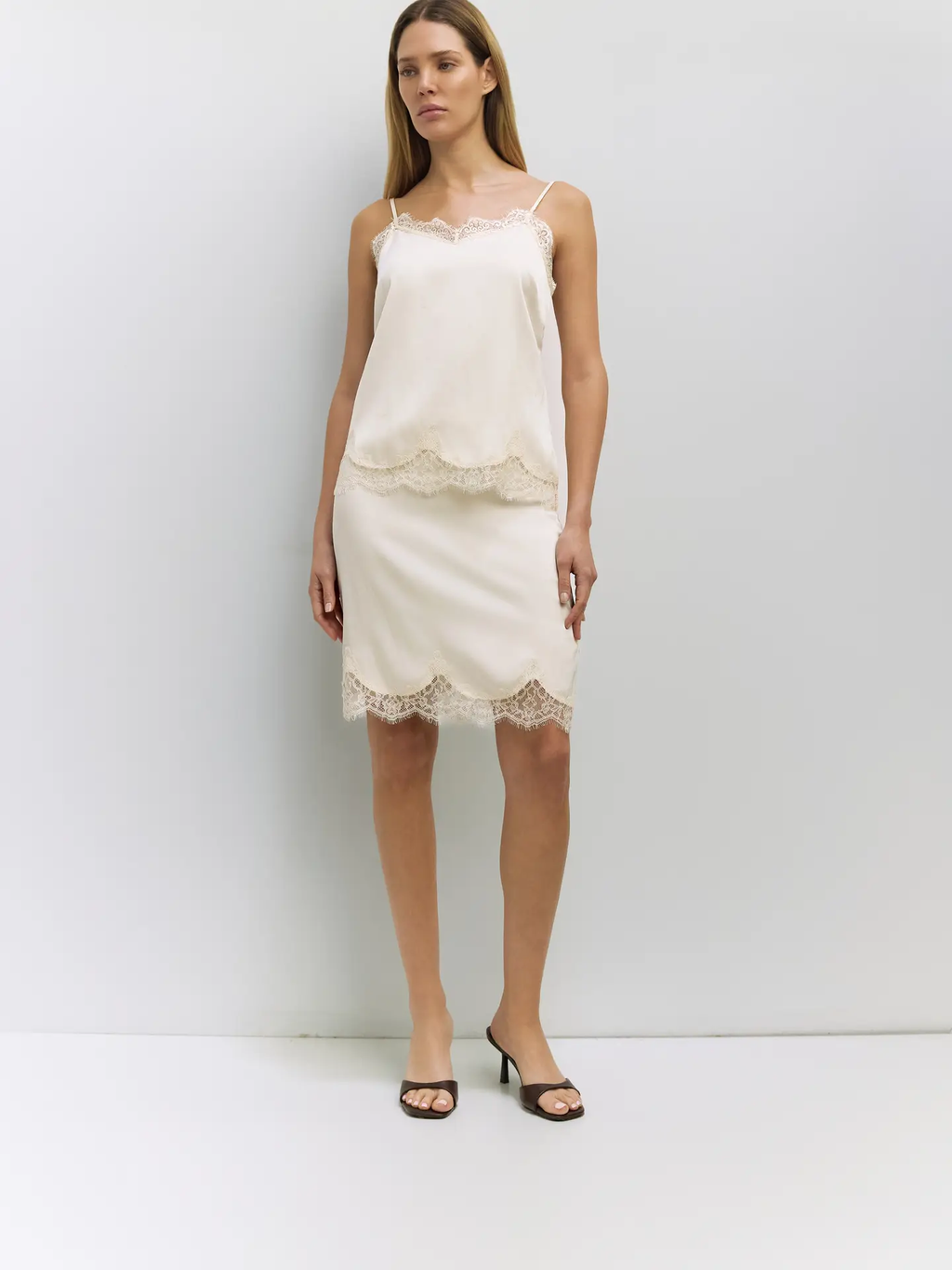 THE AYLA SKIRT | SATIN LACE KNEE LENGTH SKIRT