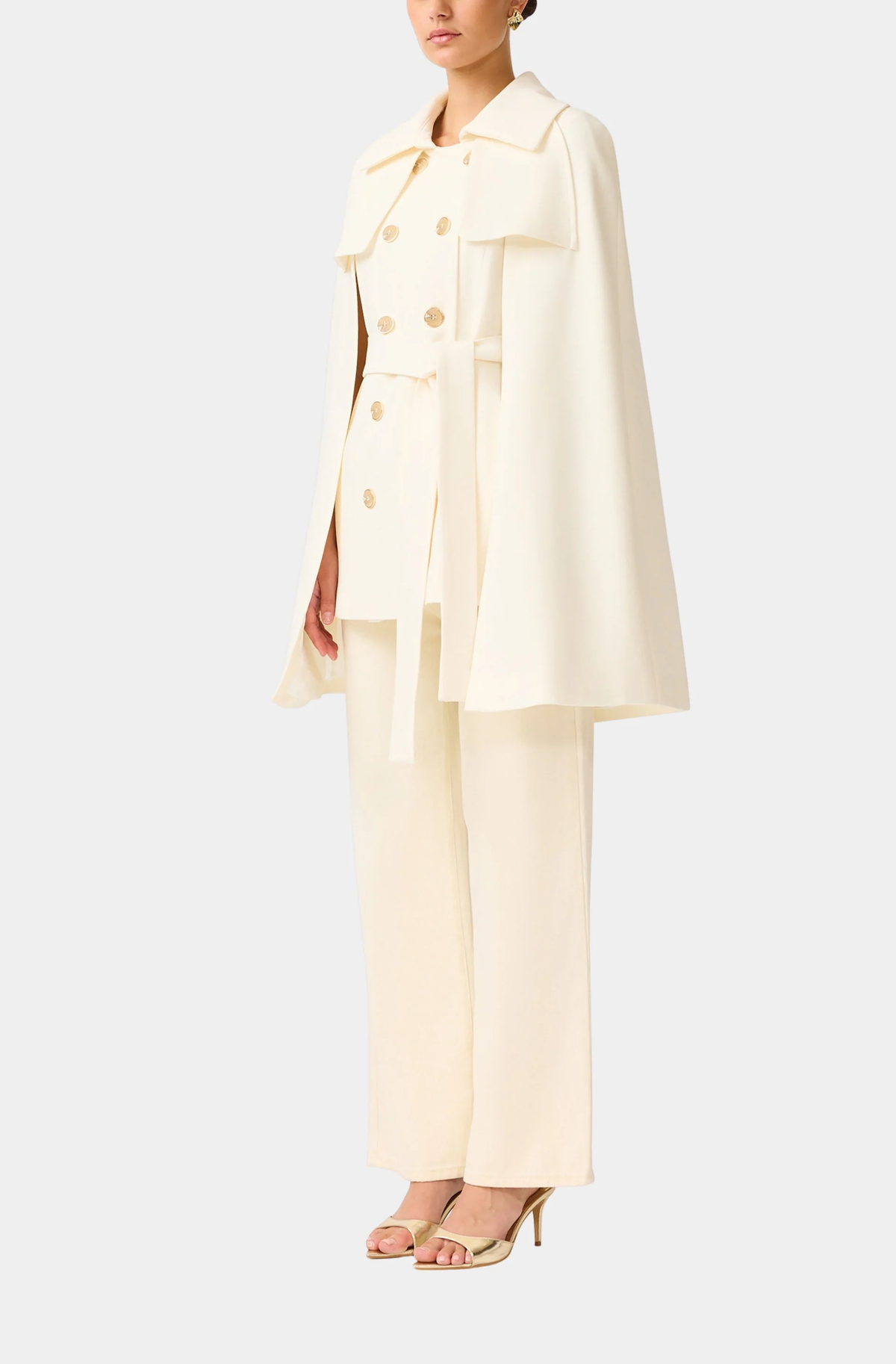 VELDRA CAPE JACKET IN IVORY