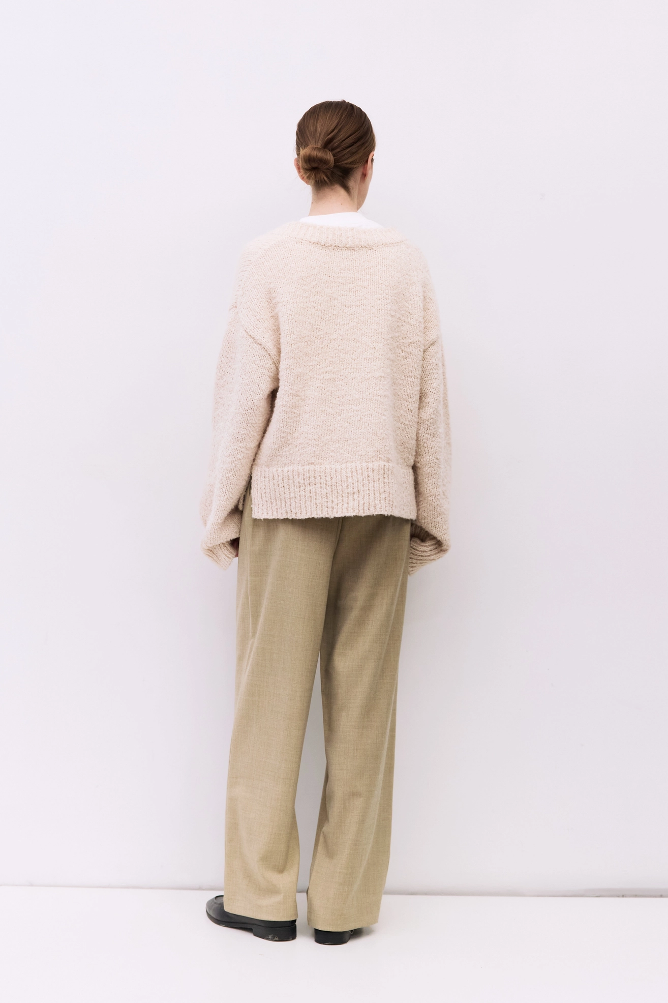The Glen Sweater | Boucle Knit V Neck Sweater